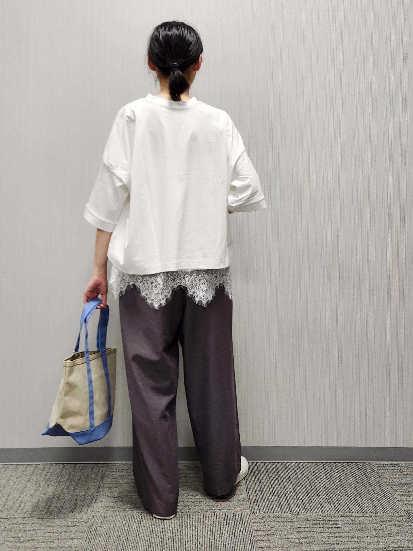 naraさんの「Dessin｜【体型カバー】美光沢カットソーボクシーシルエット」を使ったコーディネート
