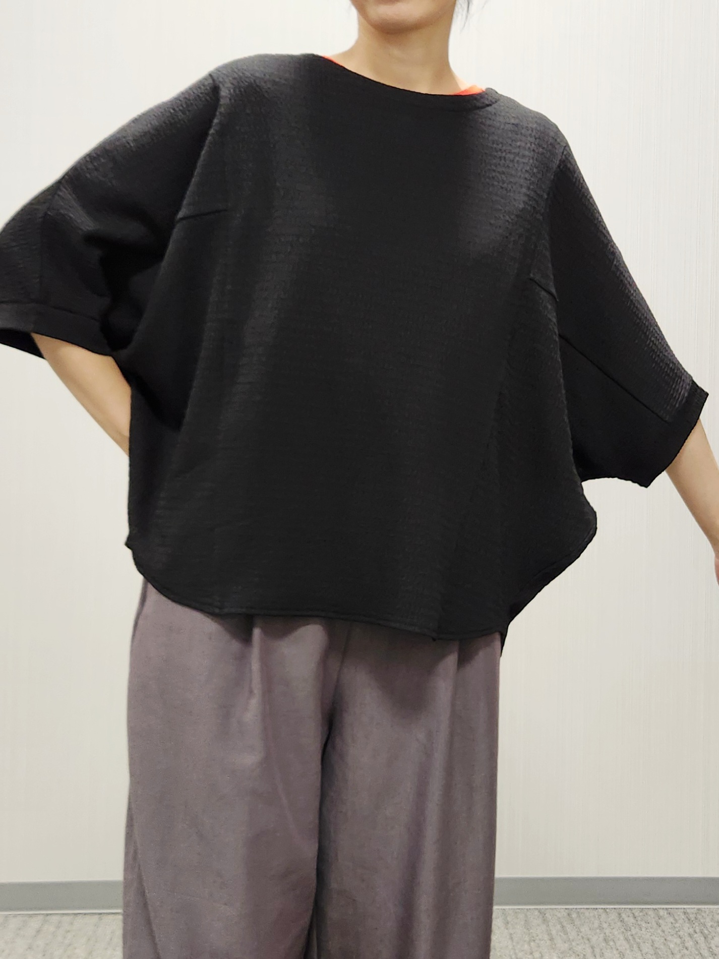 naraさんの「Dessin｜シュリンクジャージ カットソー」を使ったコーディネート