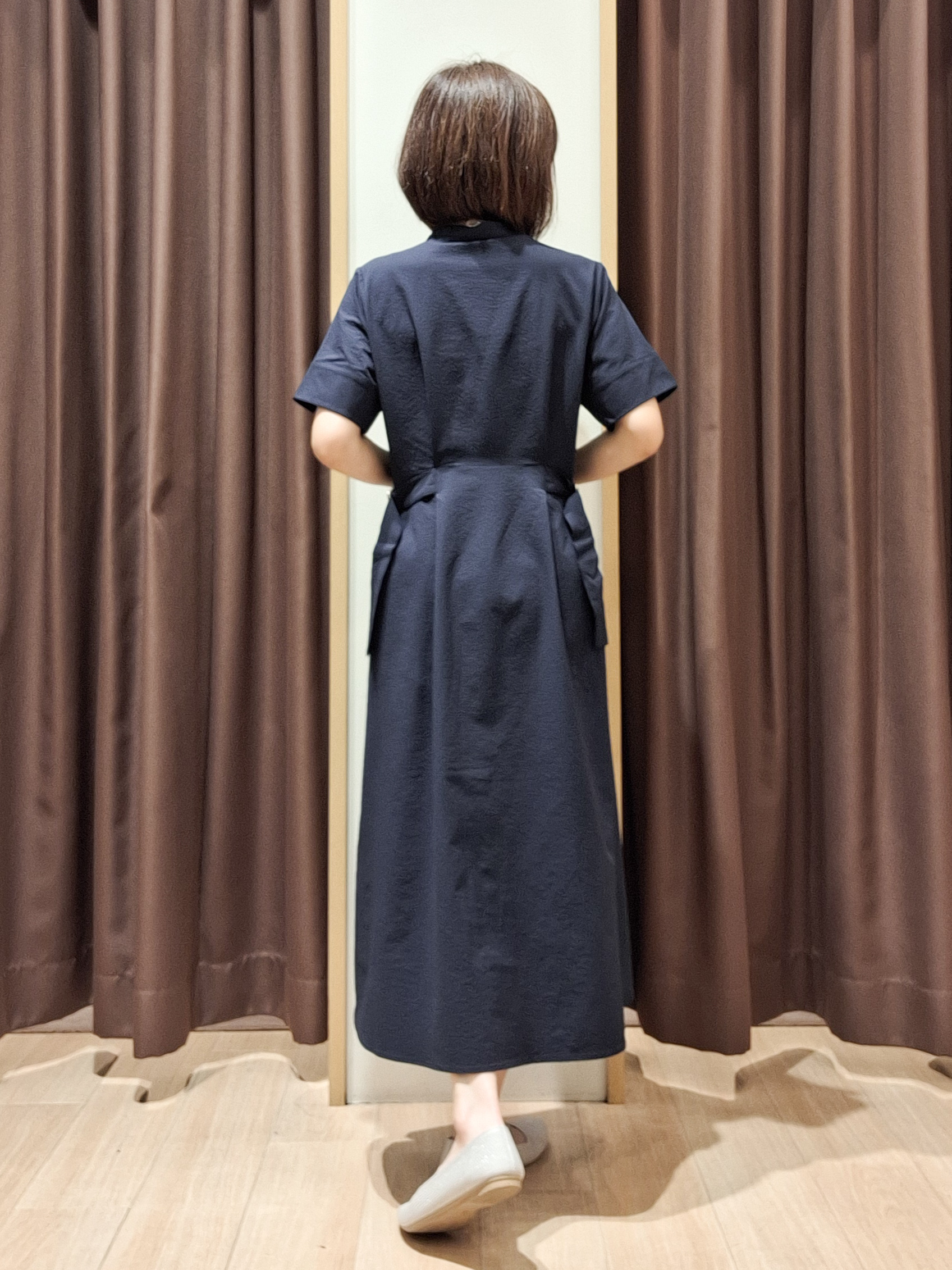ウタさんの「grove｜【低身長さんも選べる着丈/UV・シワになりにくいetc】涼やかさも、きちんとも叶うワンピース」を使ったコーディネート