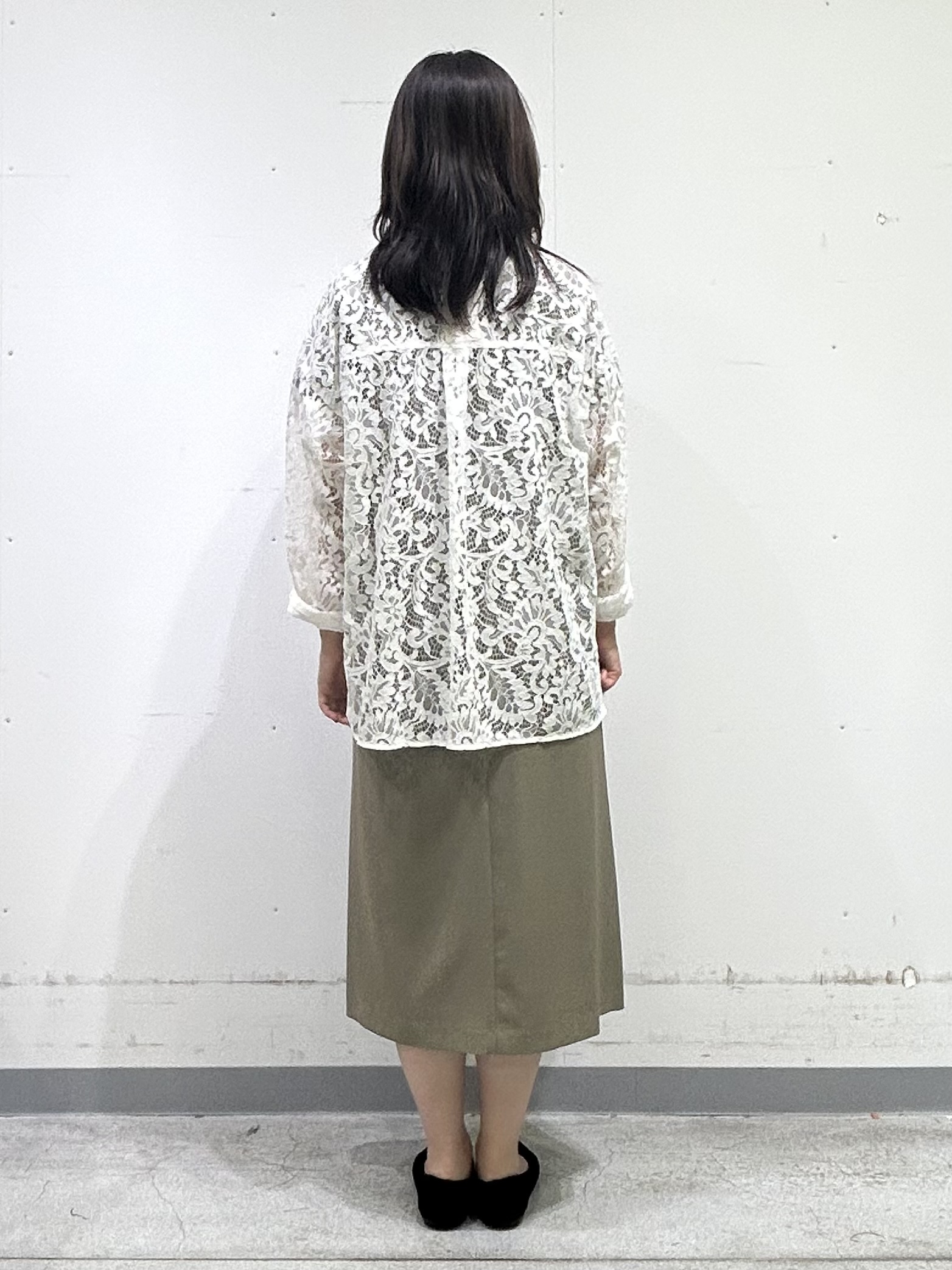 noeさんの「INDIVI｜【洗える／トレンド】大人レースシャツ」を使ったコーディネート