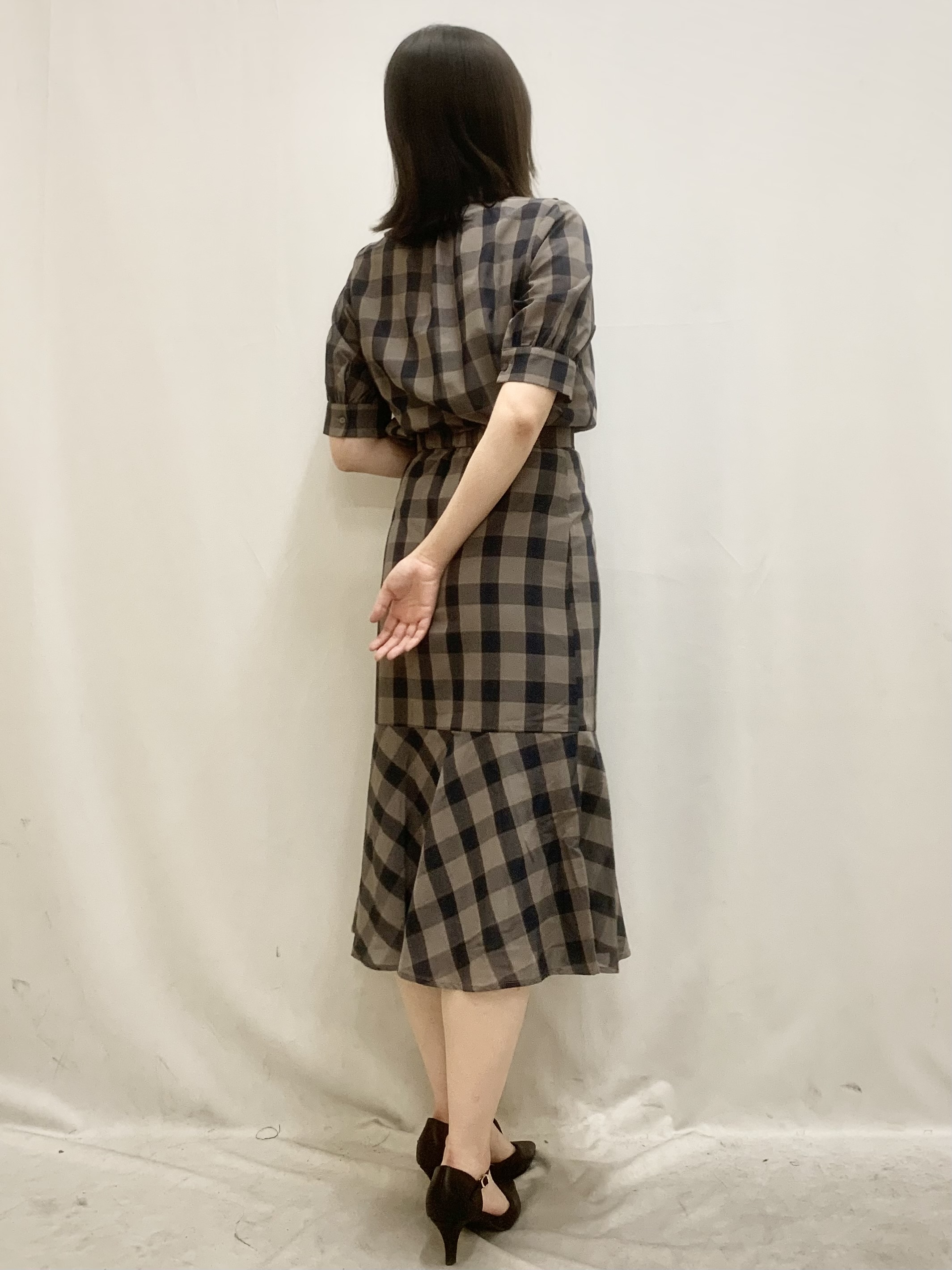 kasumiさんの「index｜【高通気性】シアーチェックフリルブラウス《洗濯機OK／イージーアイロン》」を使ったコーディネート