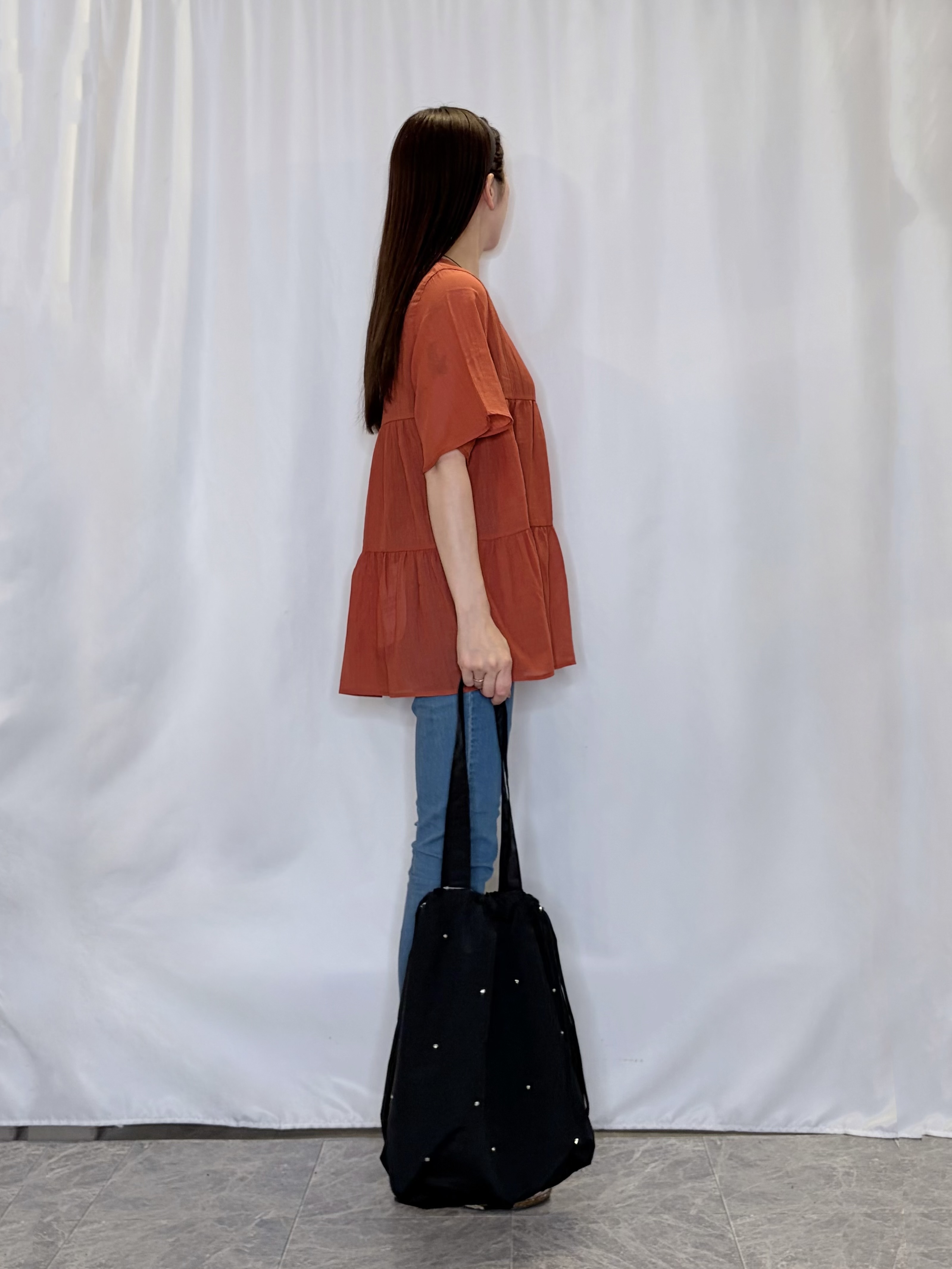 おうめさんの「SHOO･LA･RUE｜ワッシャーティアードブラウス」を使ったコーディネート