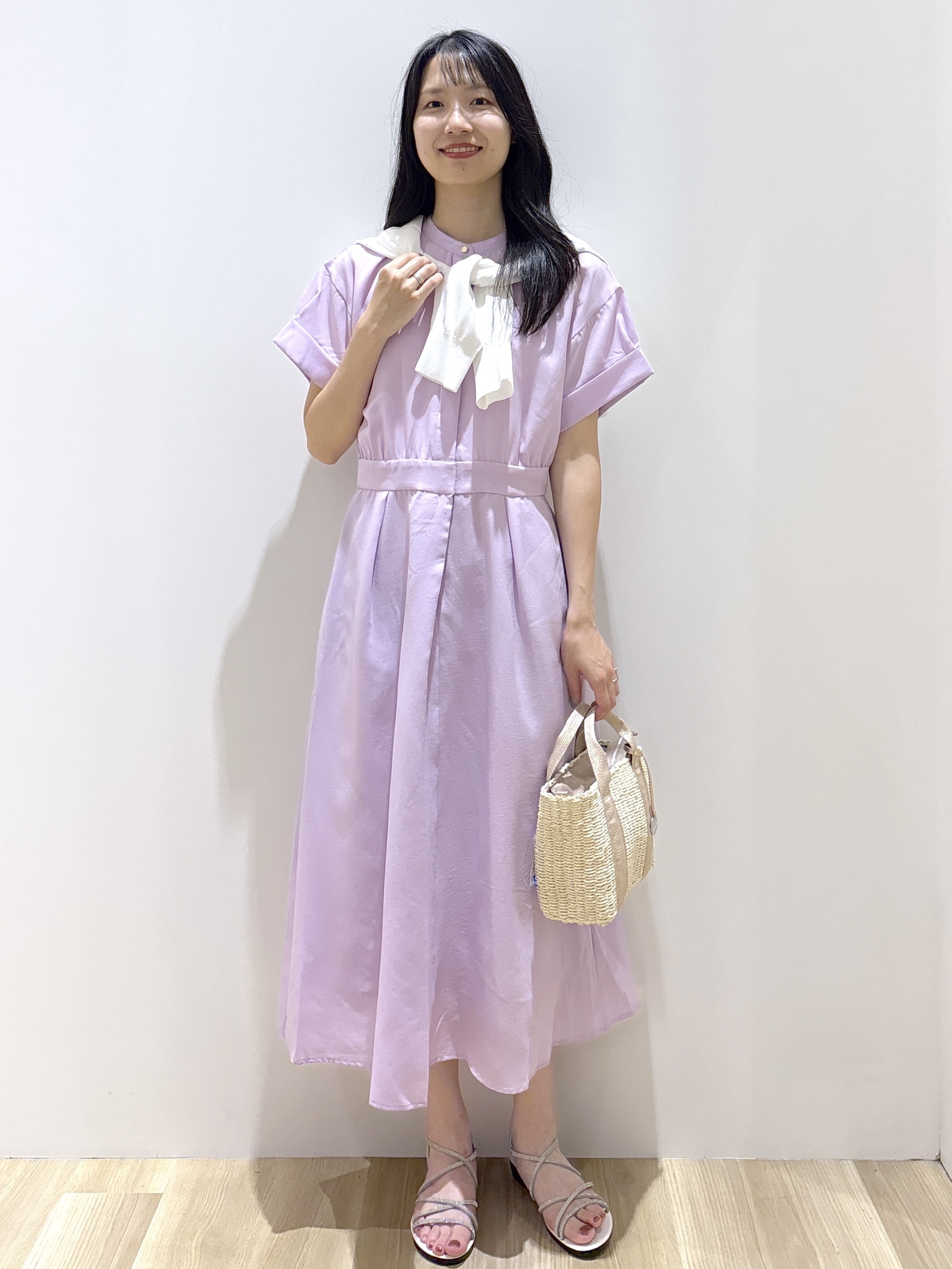 sachikoさんの「OPAQUE.CLIP｜【接触冷感／吸水速乾】リネンライク シャツワンピース《洗濯機OK》」を使ったコーディネート