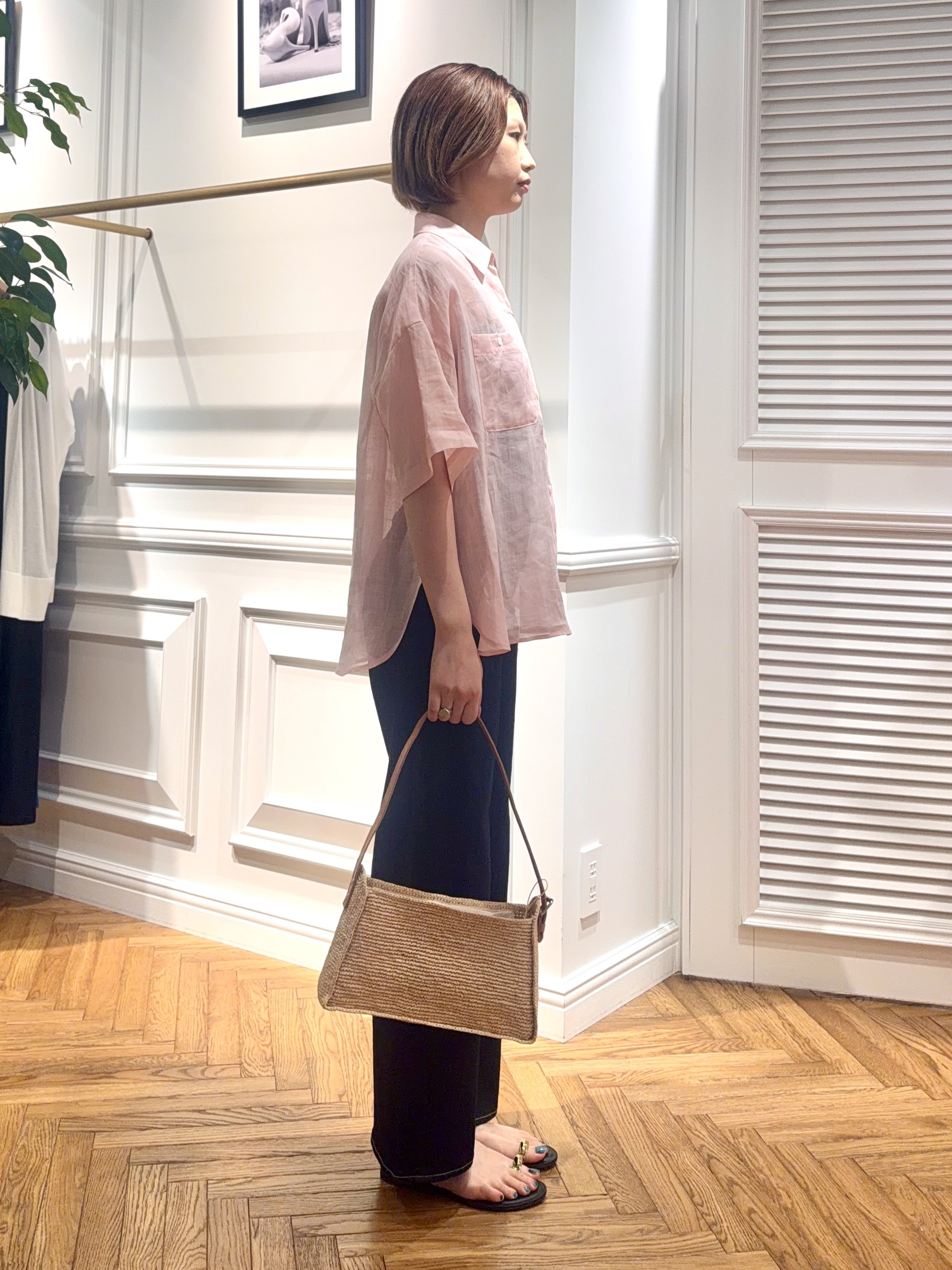 renaさんの「DRESSTERIOR｜ピュアラミー シャツ」を使ったコーディネート