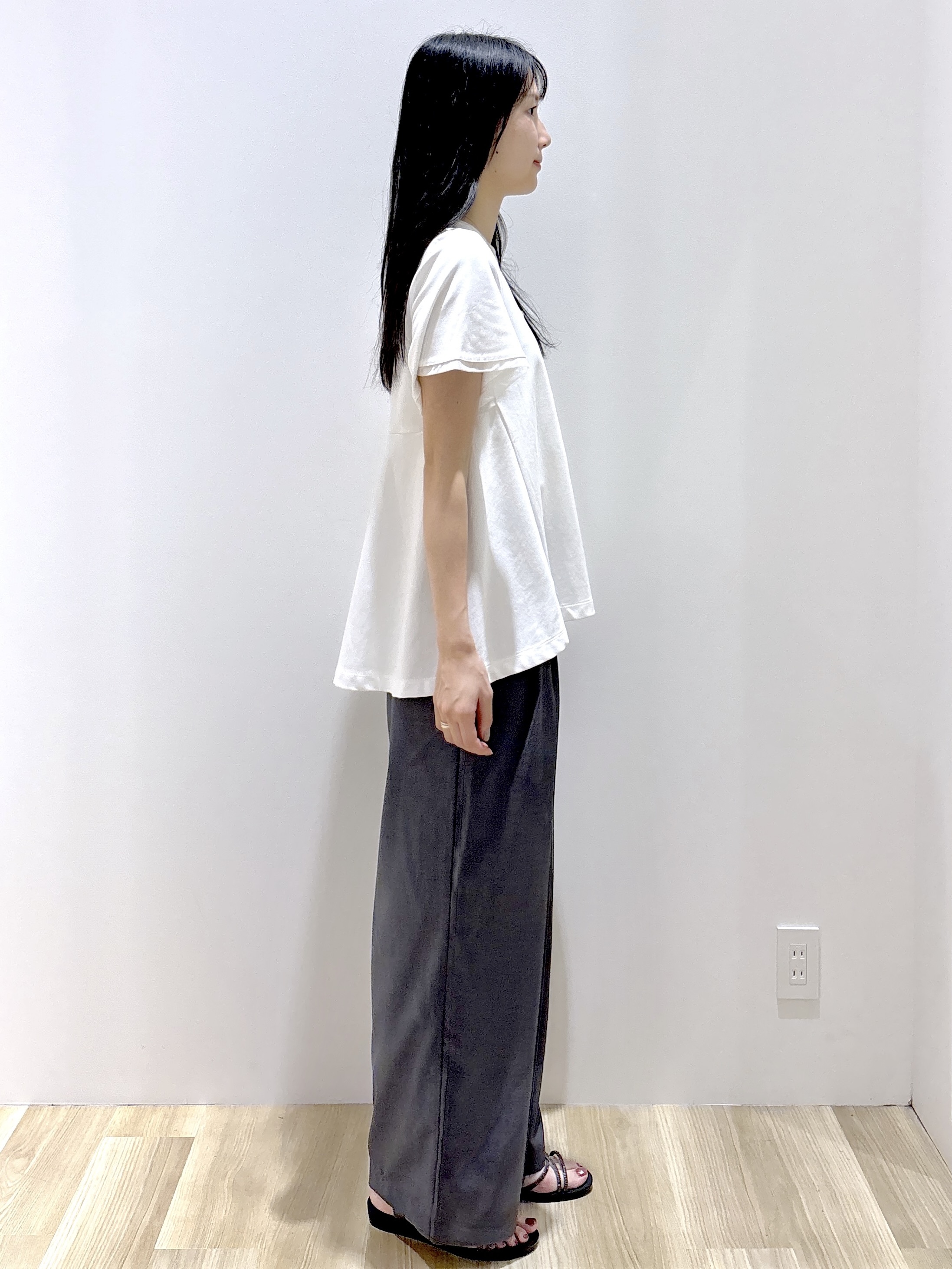 sachikoさんの「OPAQUE.CLIP｜【接触冷感／UV】着る冷感スーパーアイス ペプラムカットソー《洗濯機OK》」を使ったコーディネート
