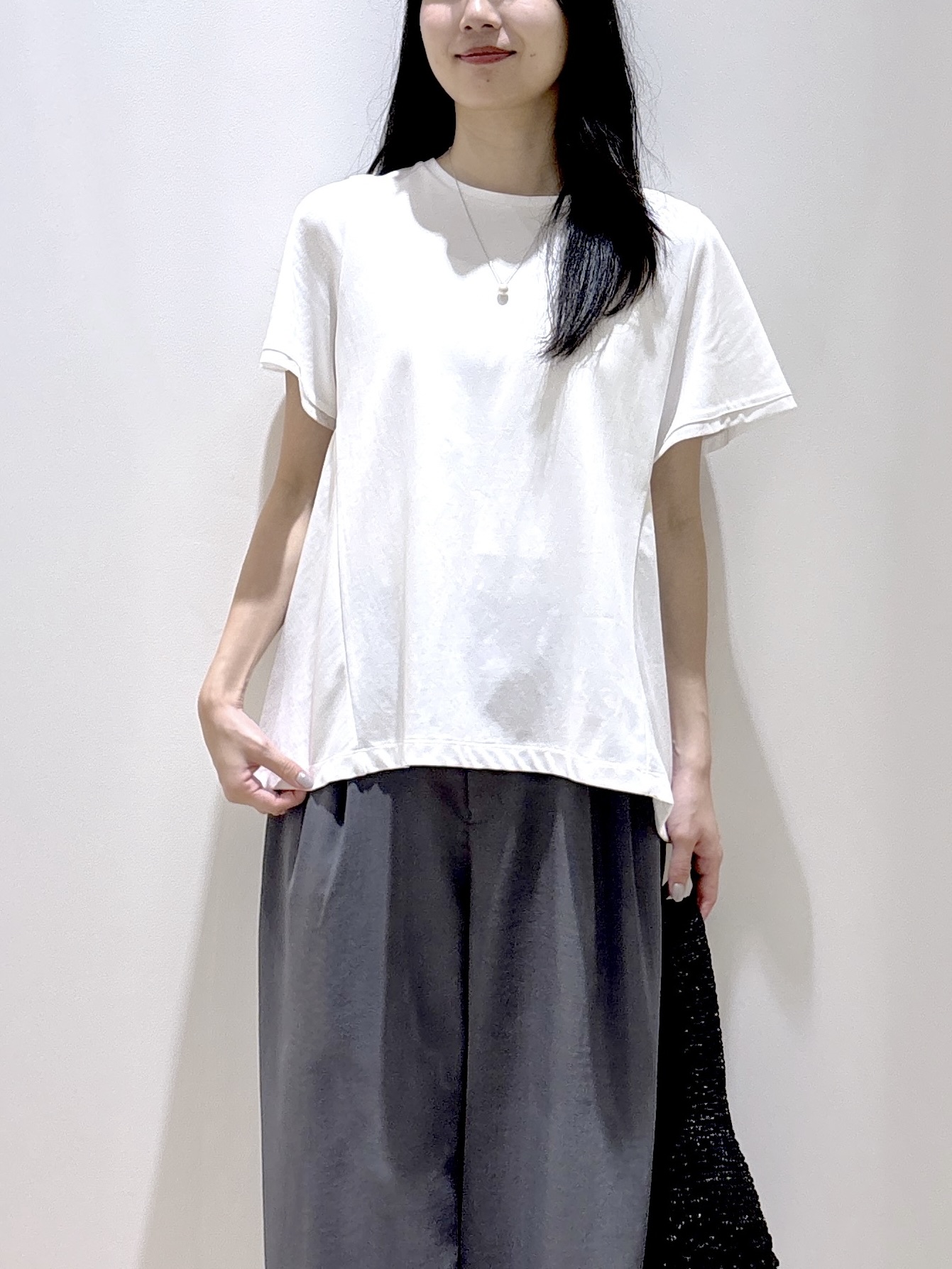 sachikoさんの「OPAQUE.CLIP｜【接触冷感／UV】着る冷感スーパーアイス ペプラムカットソー《洗濯機OK》」を使ったコーディネート