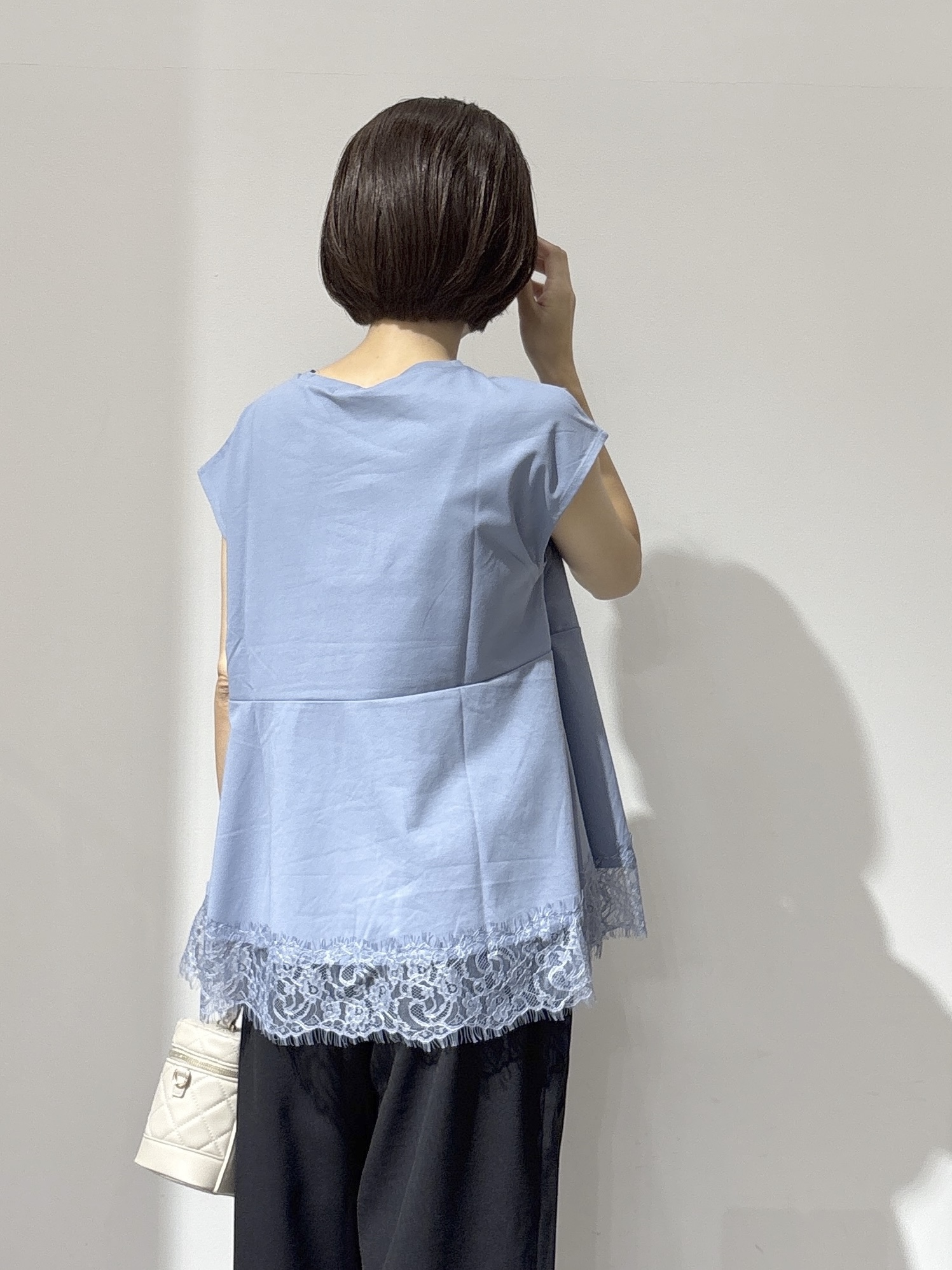 NAKAさんの「OPAQUE.CLIP｜裾レースペプラムカットソー【洗濯機OK】」を使ったコーディネート