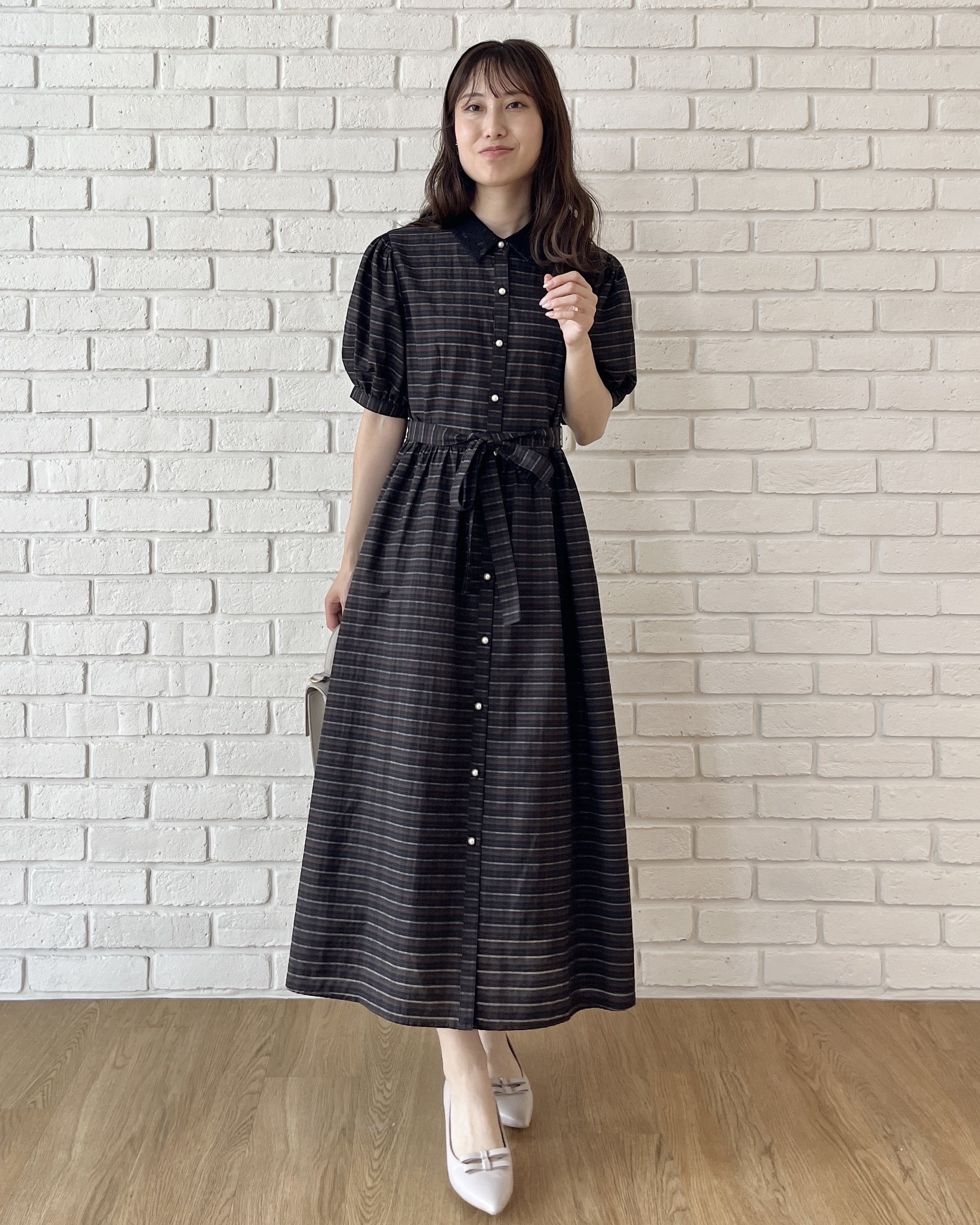 はばさんの「Couture brooch｜大人の甘辛バランス チェック柄ワンピース」を使ったコーディネート