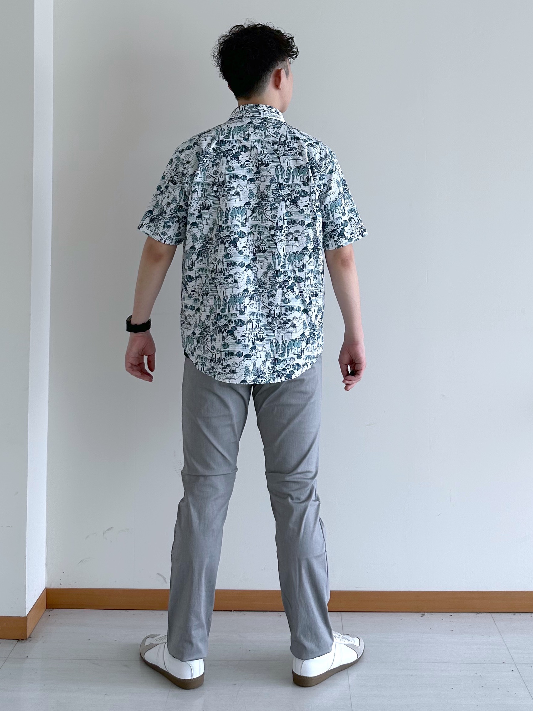 イッシーさんの「TAKEO KIKUCHI｜【日本製】JFP DotAir（R）リゾートプリント半袖シャツ」を使ったコーディネート
