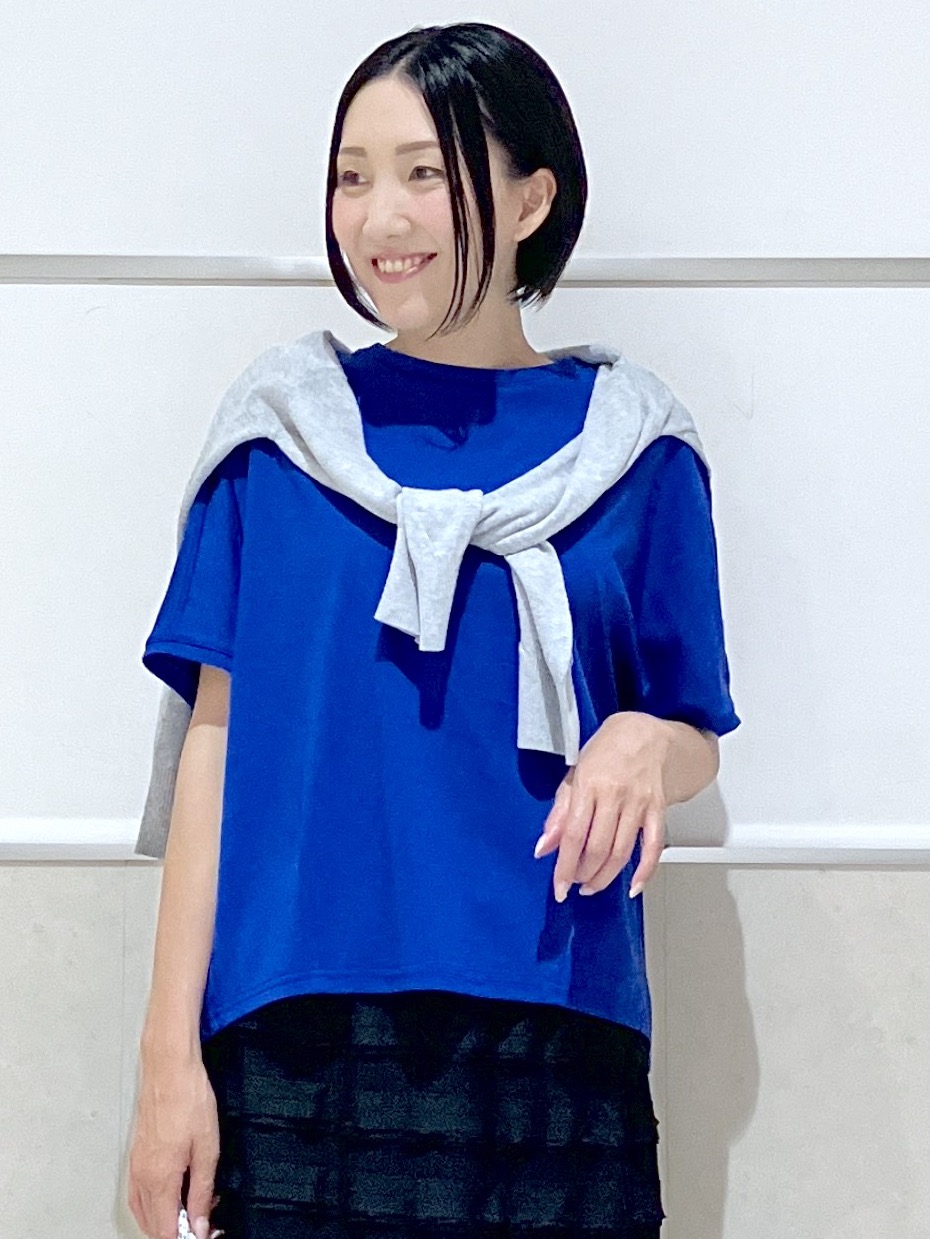 eriko さんの「Dessin｜【汗シミ防止/UVカット】ドルマンスリーブ プルオーバー」を使ったコーディネート