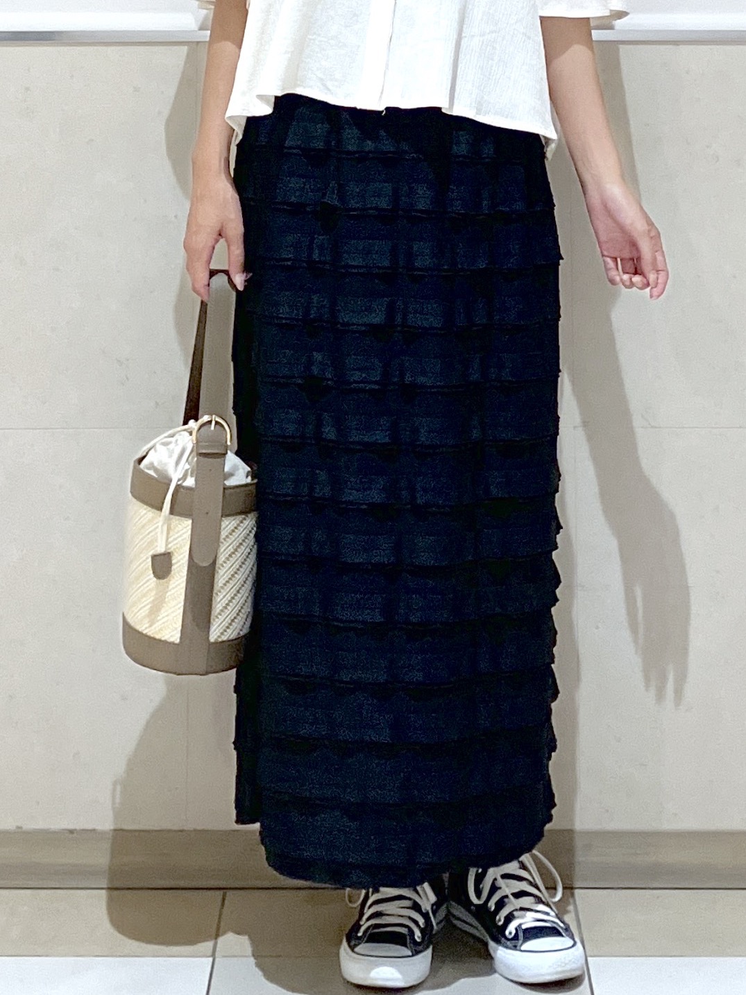 eriko さんの「Dessin｜フレアスリーブ スキッパーブラウス」を使ったコーディネート