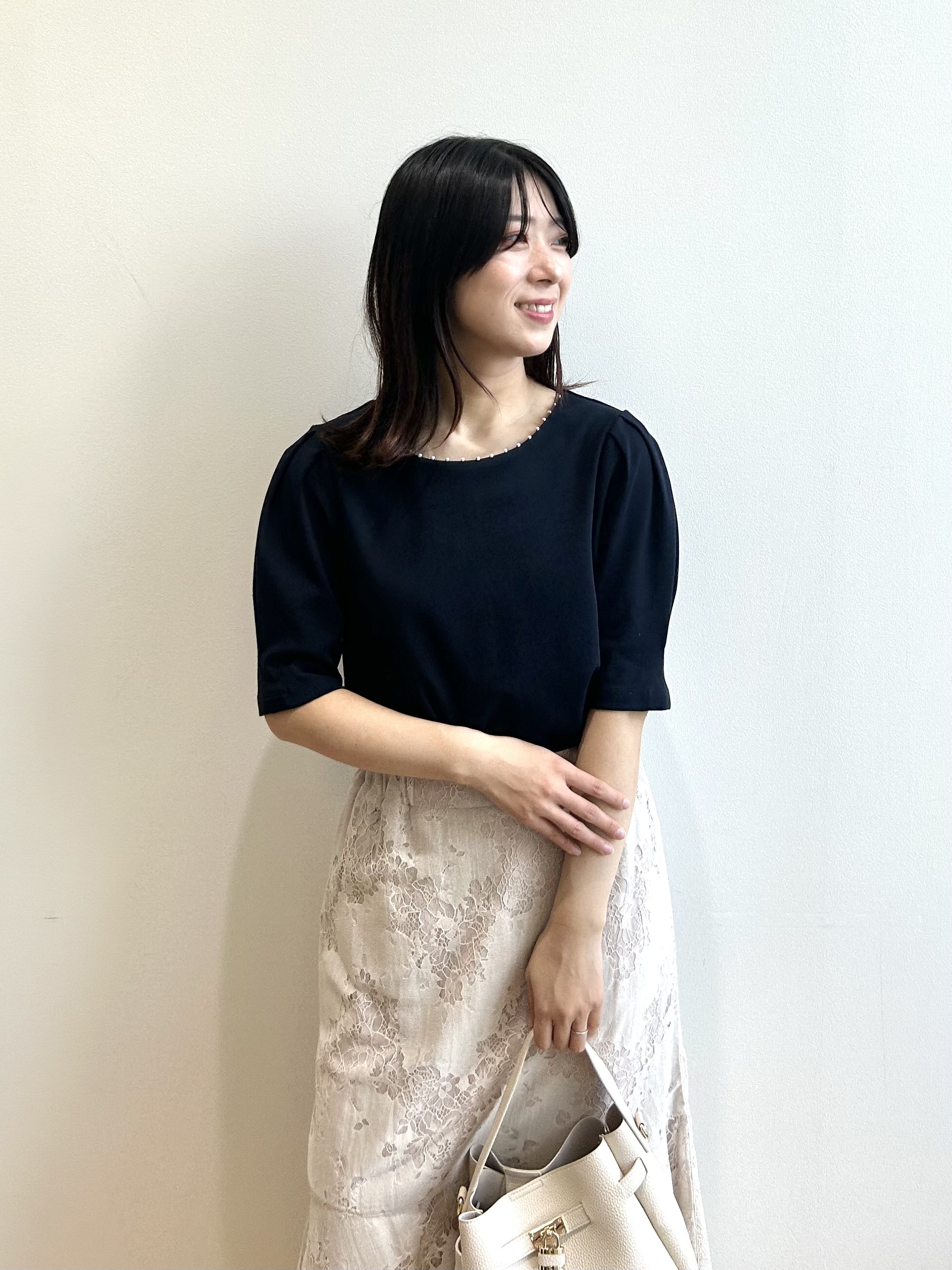 RINAさんの「index｜【接触冷感／UVケア】パール調ネックタックスリーブトップス《洗濯機OK／6col》」を使ったコーディネート