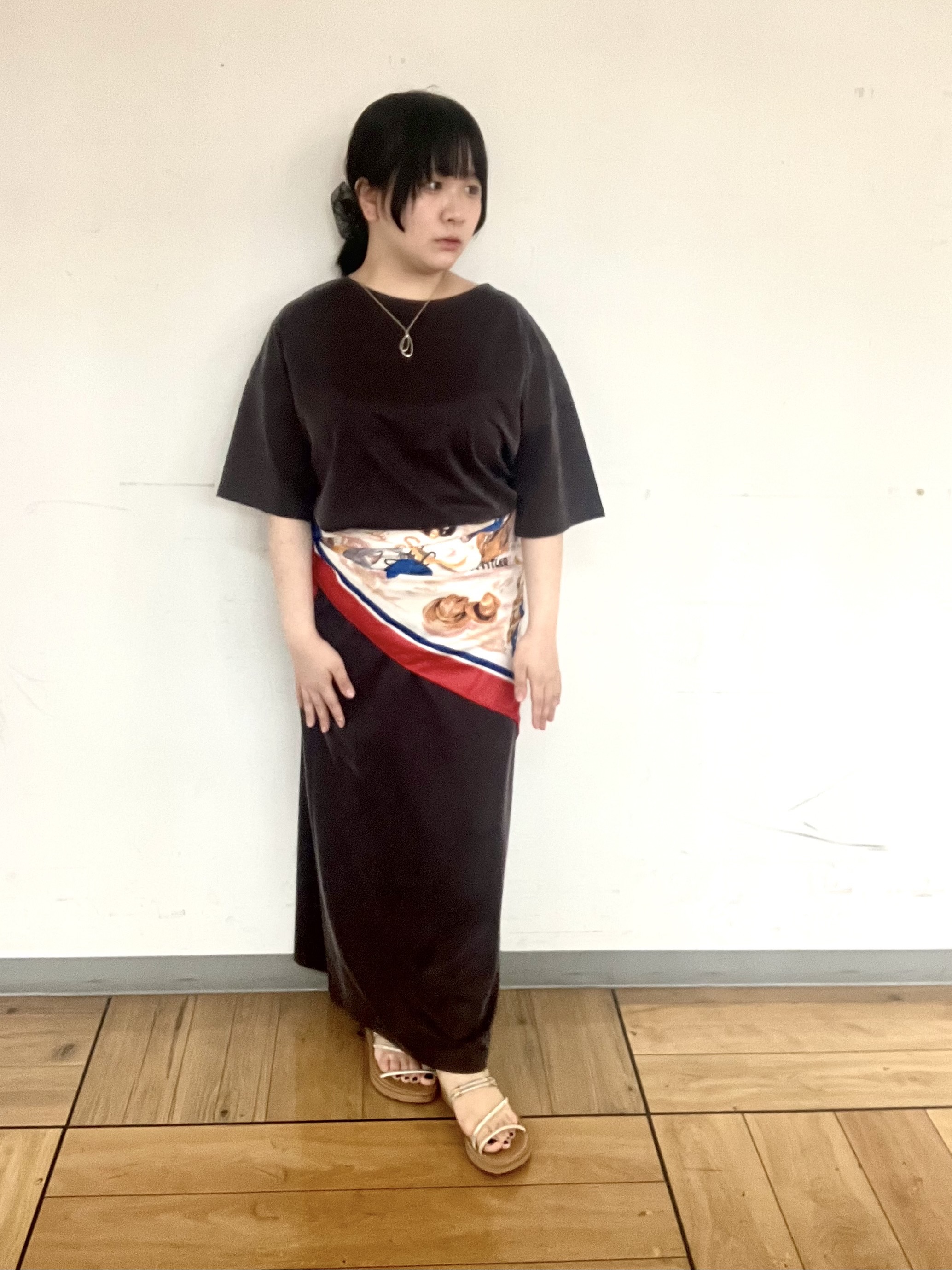 Mizukiさんの「UNTITLED｜【セットアップ可/接触冷感】ヴィンテージライクプルオーバー」を使ったコーディネート