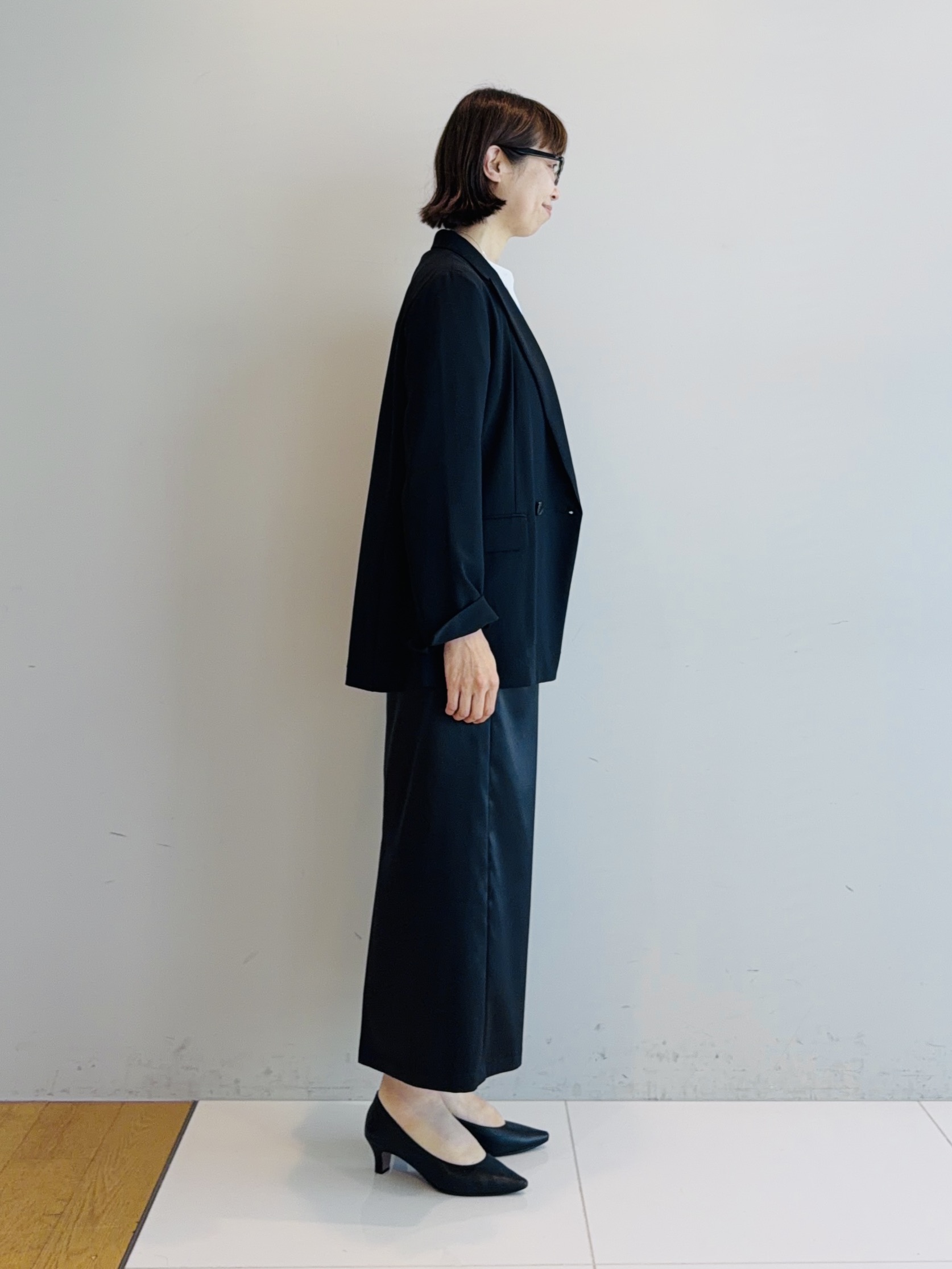 murayamaさんの「INDIVI｜【新作登場！着る日傘】 ケープ風ブラウス」を使ったコーディネート