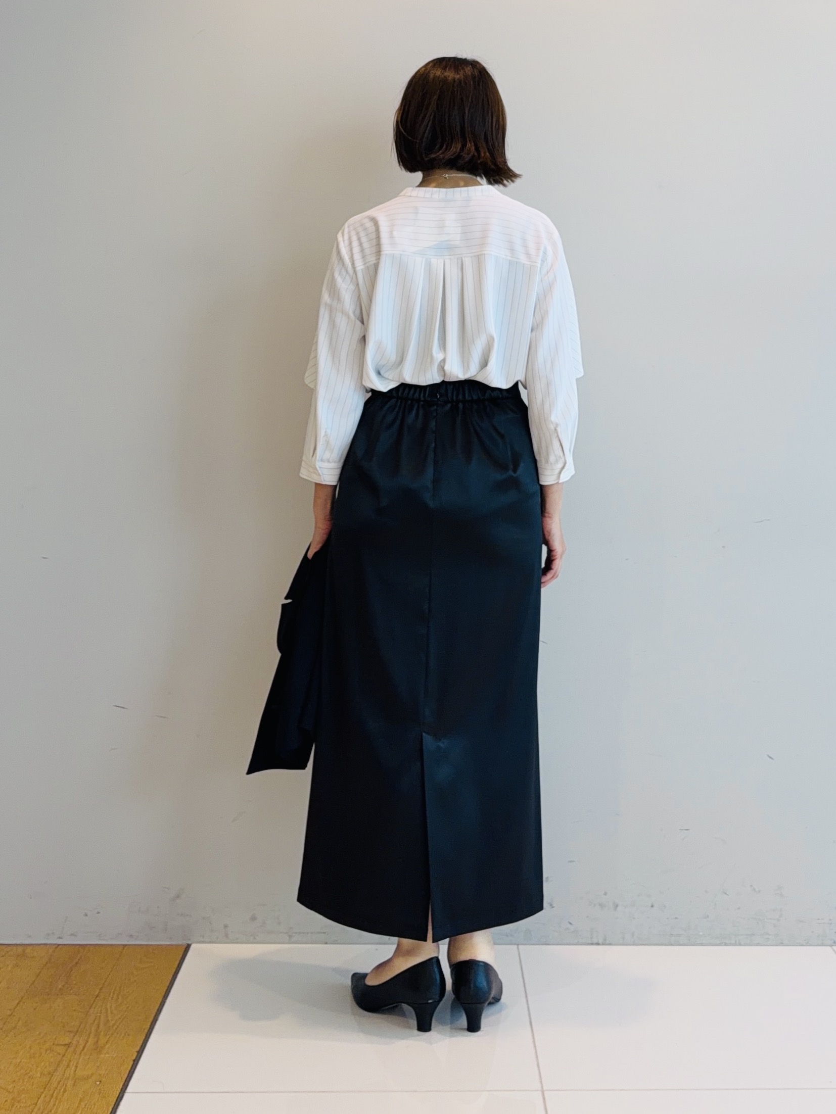 murayamaさんの「INDIVI｜【新作登場！着る日傘】 ケープ風ブラウス」を使ったコーディネート