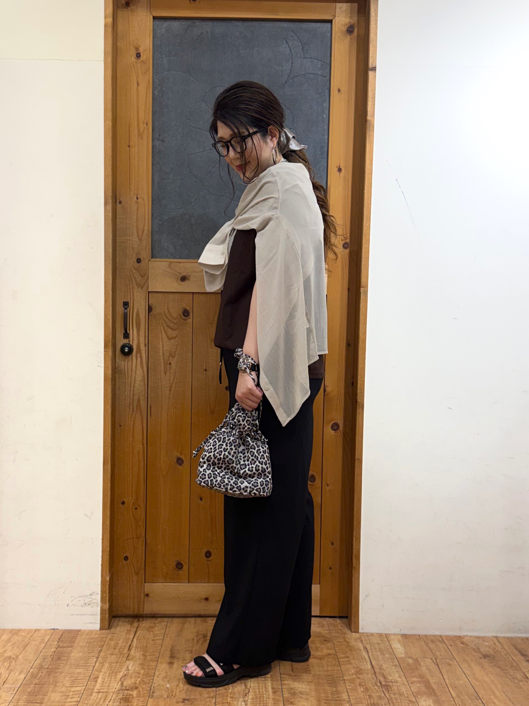 Ayana.さんの「SHOO･LA･RUE｜【ひんやり/S-LL】選べる4柄　デイリー使いにぴったりな 大人の頼れるTシャツ」を使ったコーディネート