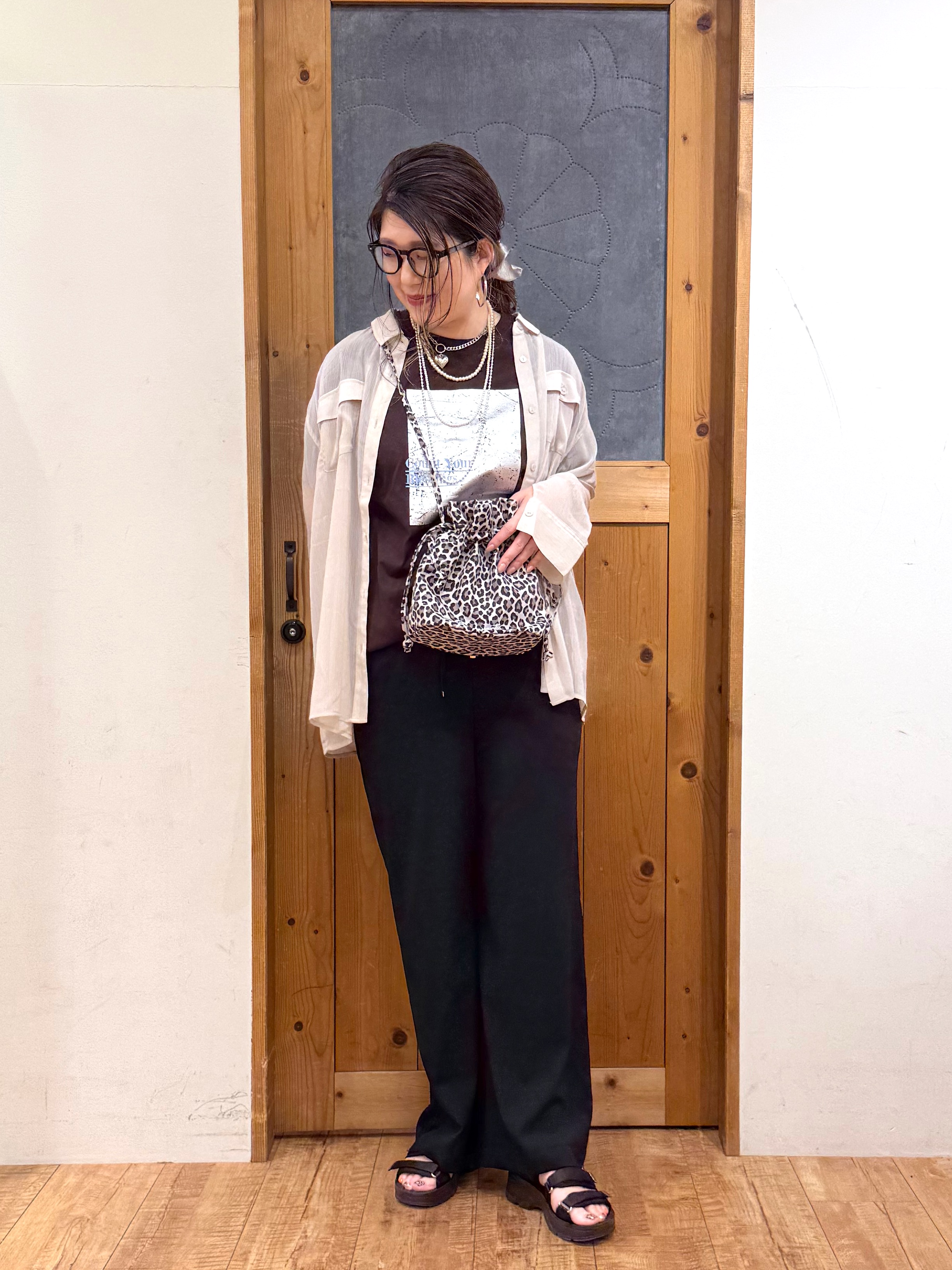 Ayana.さんの「SHOO･LA･RUE｜【ひんやり/S-LL】選べる4柄　デイリー使いにぴったりな 大人の頼れるTシャツ」を使ったコーディネート