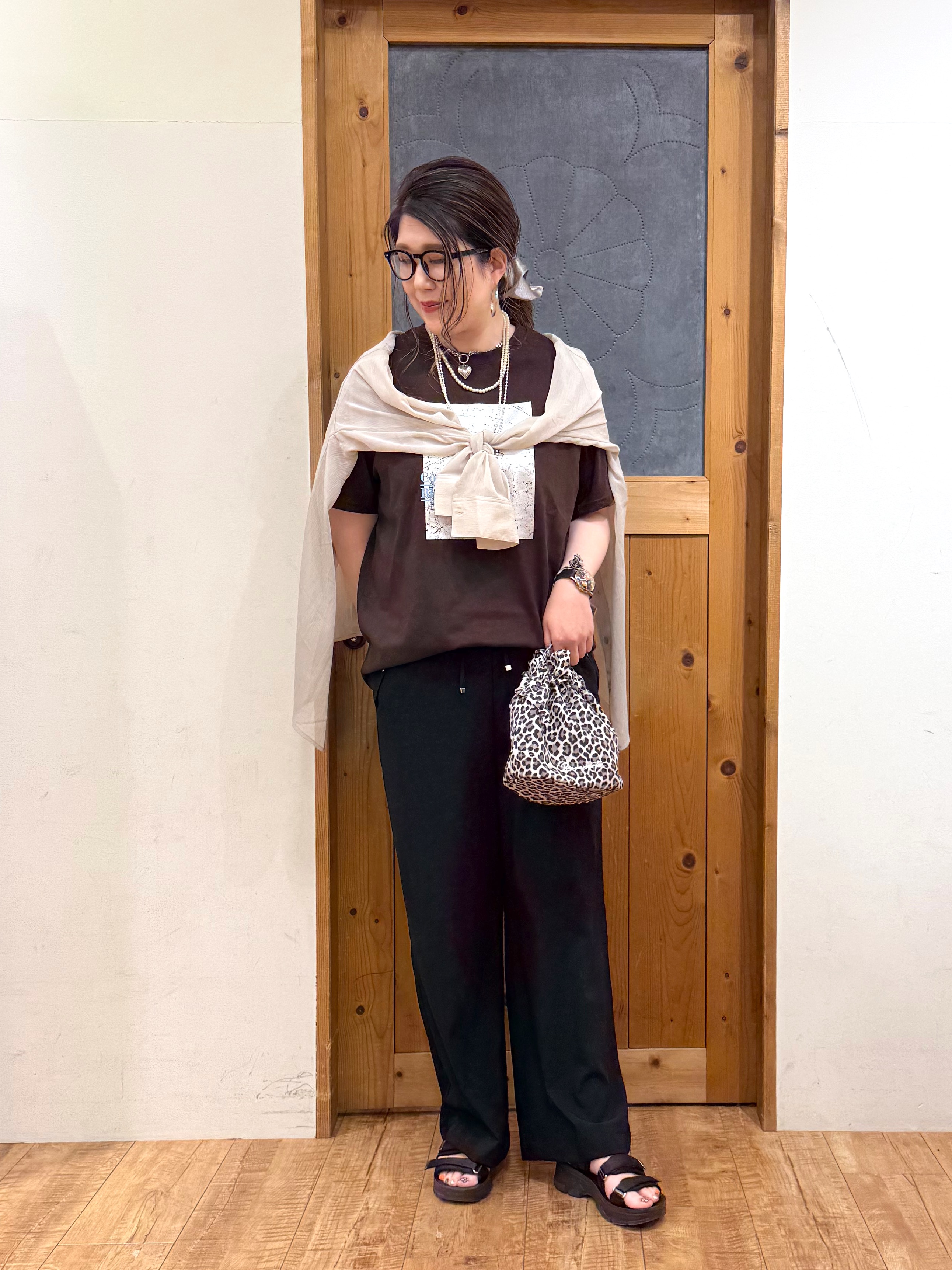 Ayana.さんの「SHOO･LA･RUE｜【ひんやり/S-LL】選べる4柄　デイリー使いにぴったりな 大人の頼れるTシャツ」を使ったコーディネート