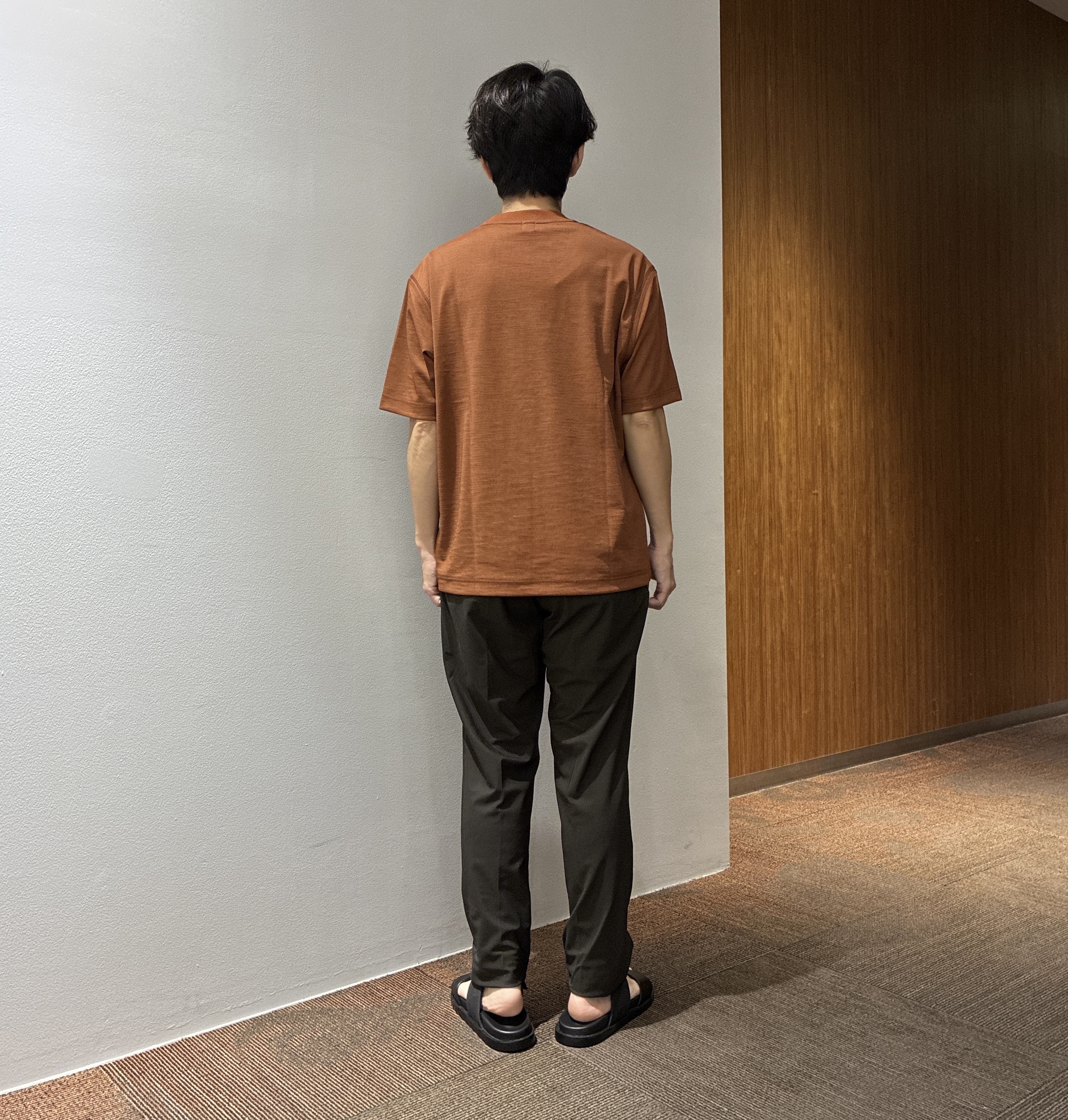 わいずみさんの「TAKEO KIKUCHI｜リネン ライク ポンチ プルオーバー」を使ったコーディネート