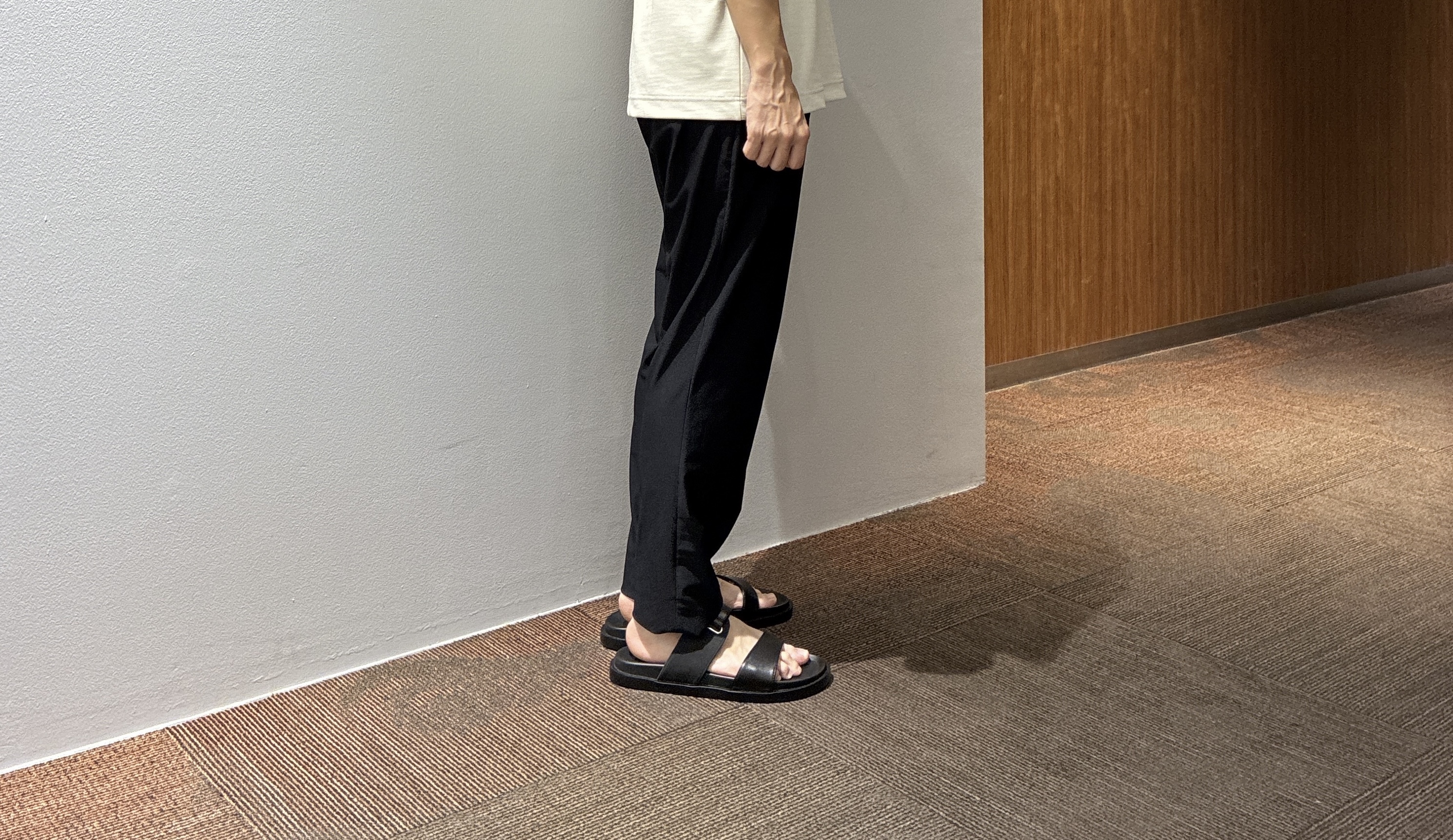 わいずみさんの「TAKEO KIKUCHI｜リネン ライク ポンチ プルオーバー」を使ったコーディネート
