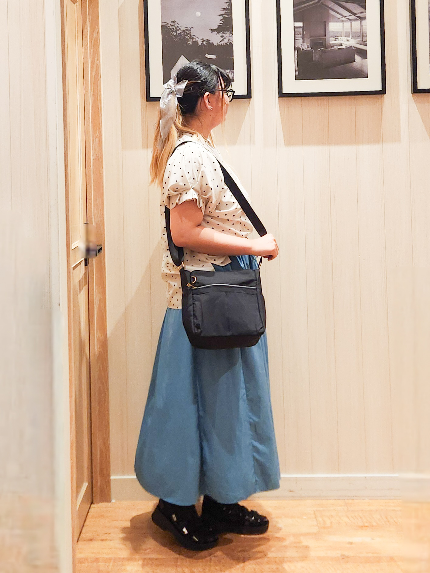 れーやんさんの「SHOO･LA･RUE｜【洗濯機可／洗濯後しわになりにくい】大人の甘さをプラスする ドット柄袖タックブラウス」を使ったコーディネート
