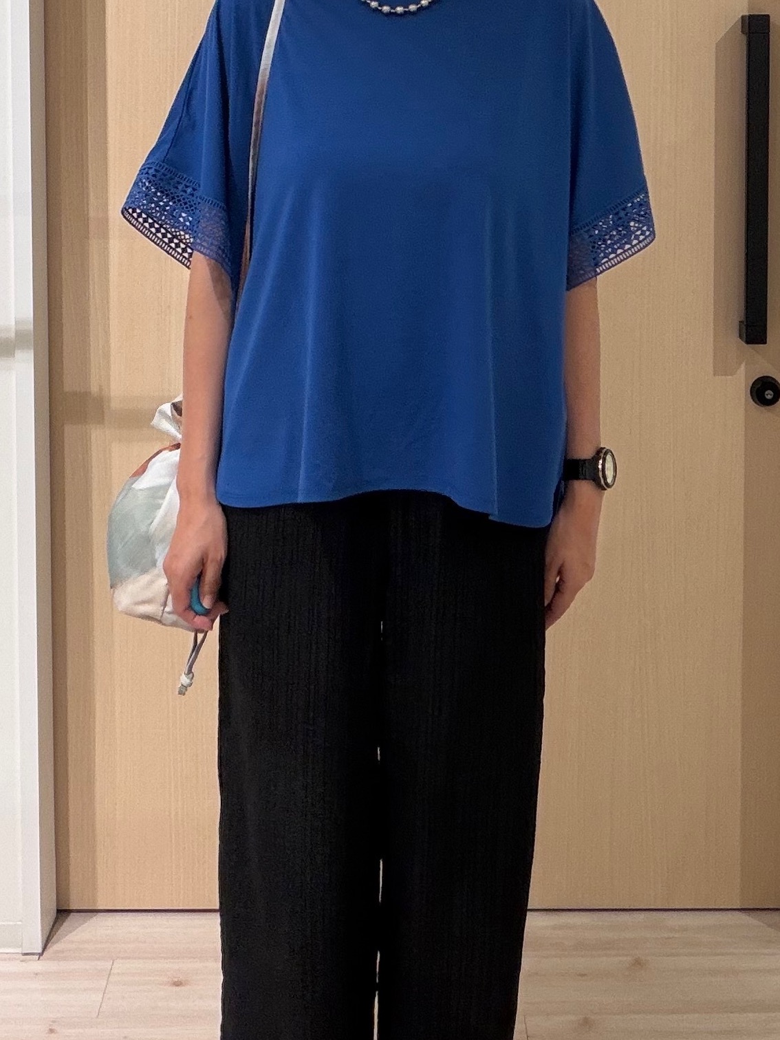 funafunaさんの「SHOO･LA･RUE｜【ひんやり/UV】お袖レースが上品 ゆったりとろみトップス」を使ったコーディネート