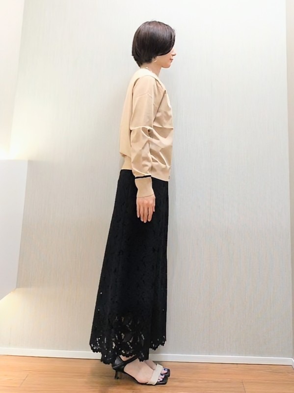 ミズタさんの「UNTITLED｜【アンサンブル可能】コンパクトニットカーディガン」を使ったコーディネート