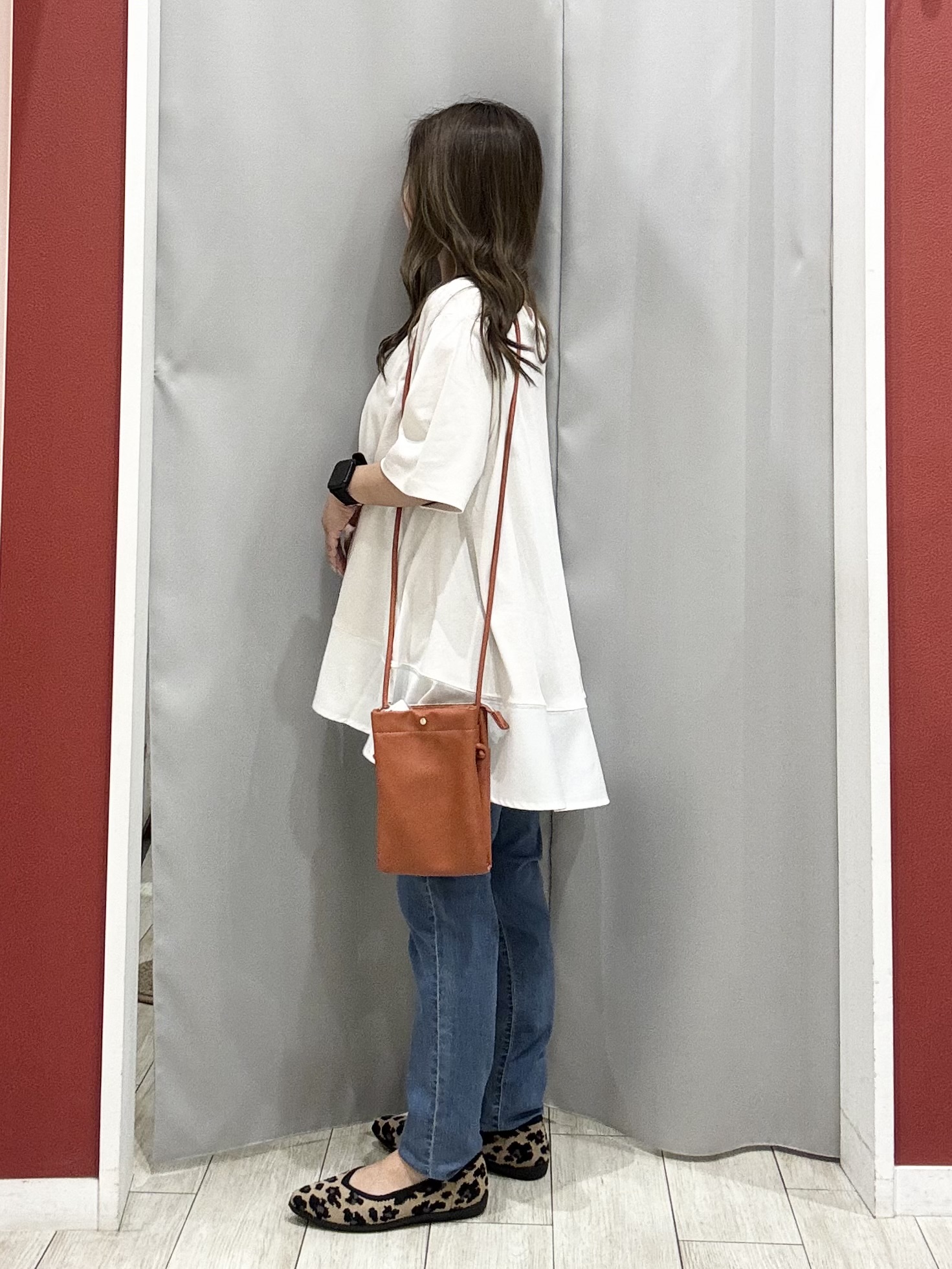 shioさんの「SHOO･LA･RUE｜【洗濯機可/S-LL】配色シフォン襟でサマ見え 上品シアーカーディガン」を使ったコーディネート