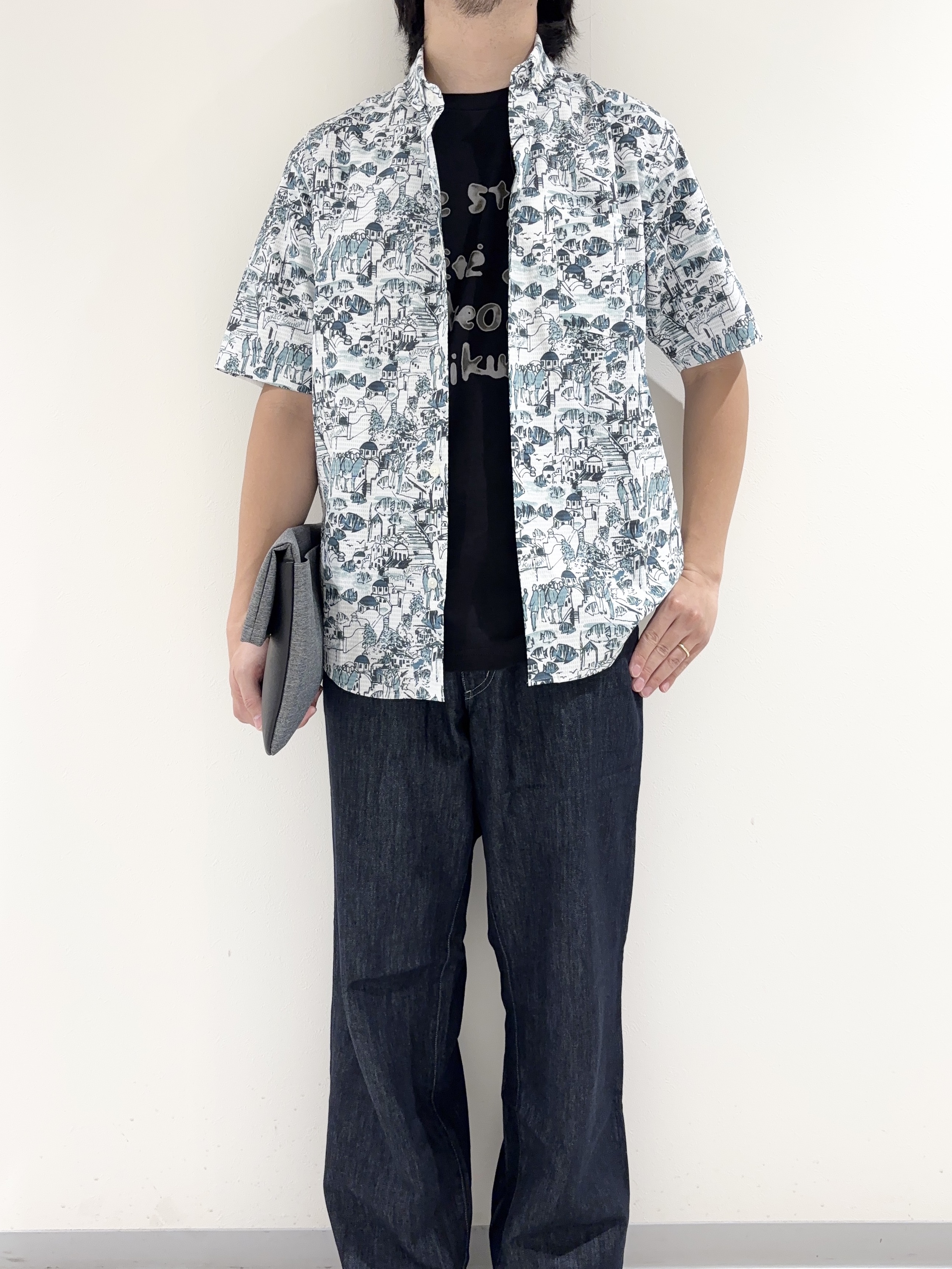 及川さんの「TAKEO KIKUCHI｜【日本製】JFP DotAir（R）リゾートプリント半袖シャツ」を使ったコーディネート