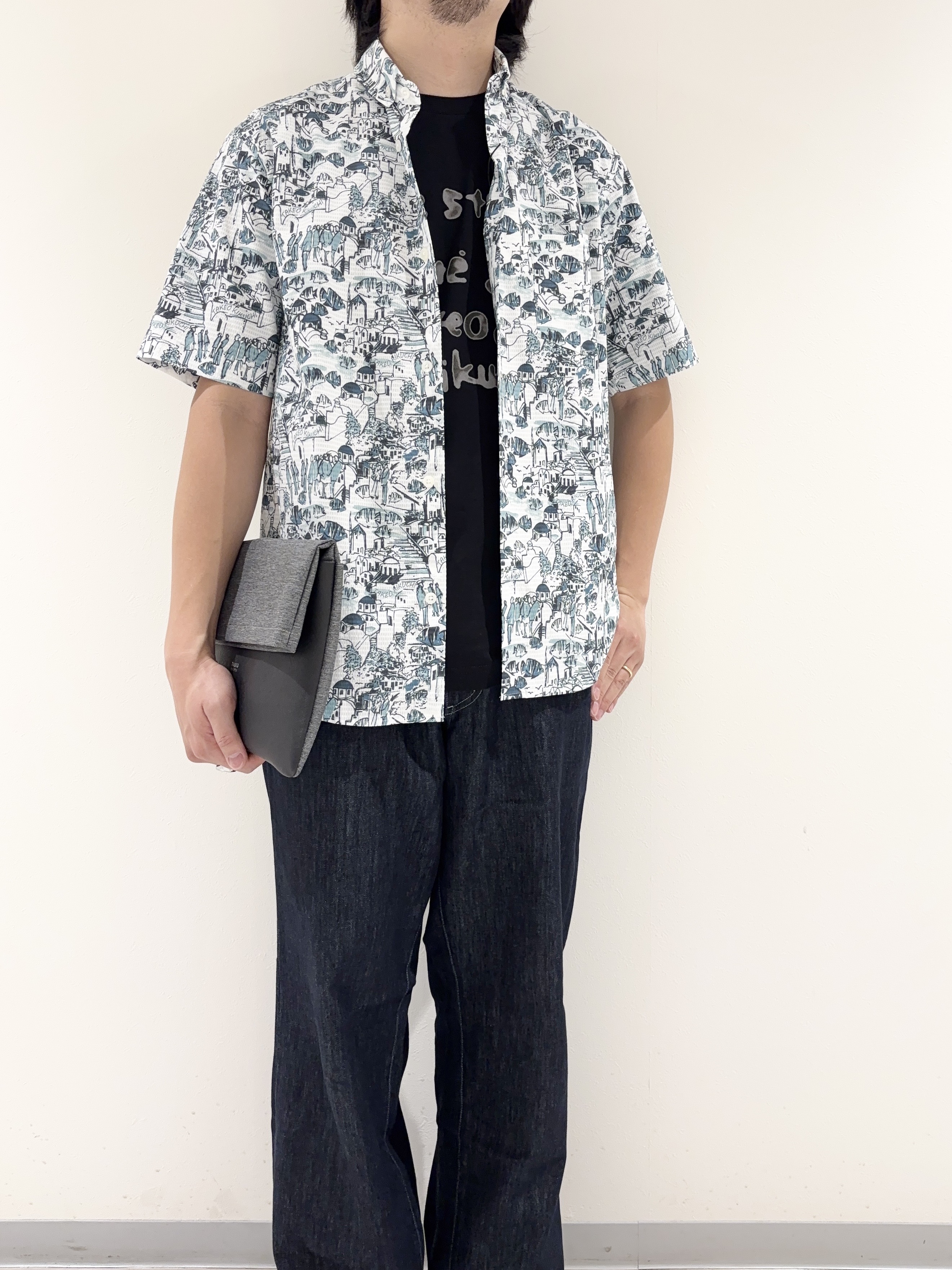 及川さんの「TAKEO KIKUCHI｜【日本製】JFP DotAir（R）リゾートプリント半袖シャツ」を使ったコーディネート