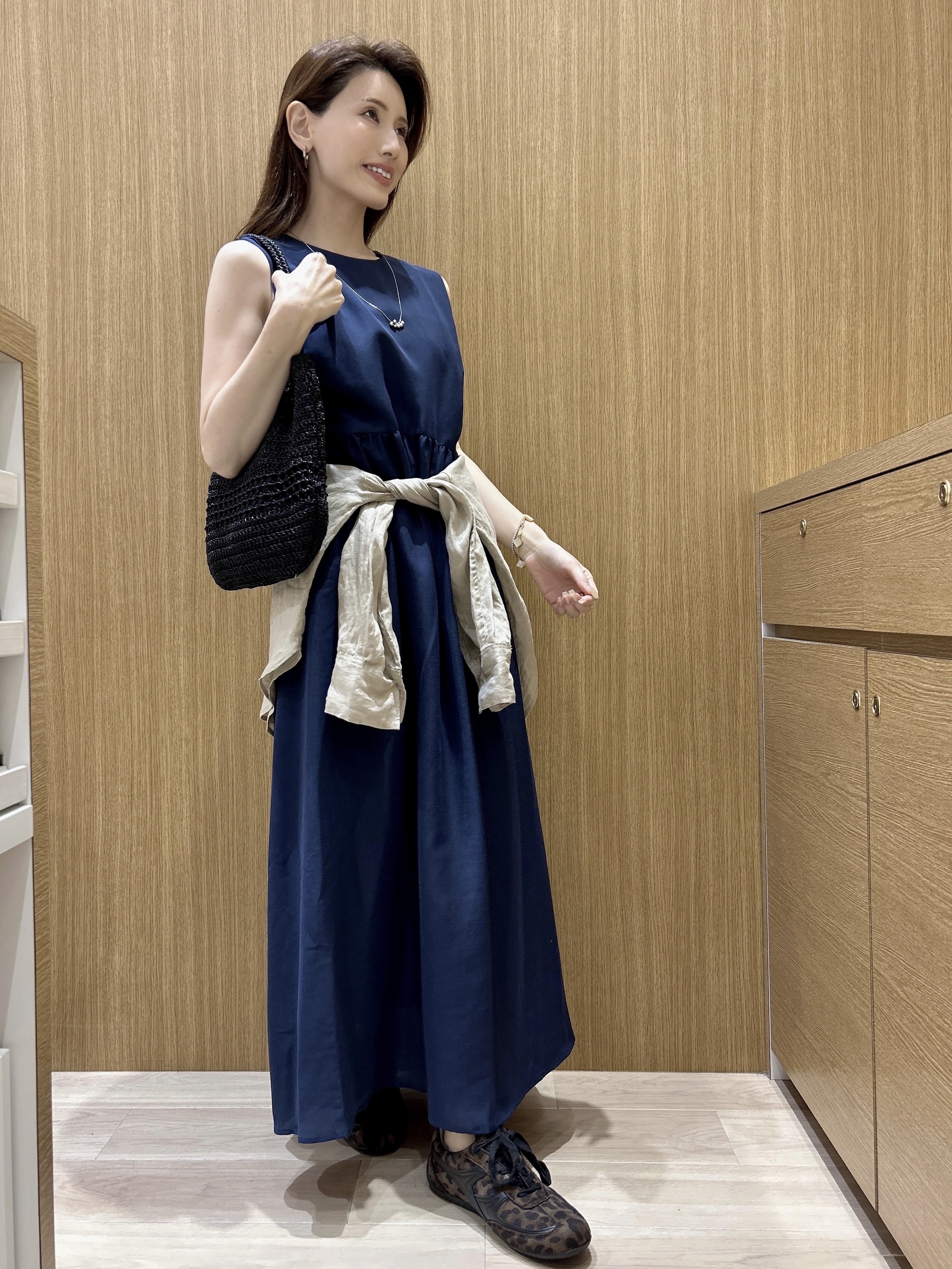 maiさんの「OPAQUE.CLIP｜【接触冷感】麻混シアーノースリーブワンピース《洗濯機OK》」を使ったコーディネート
