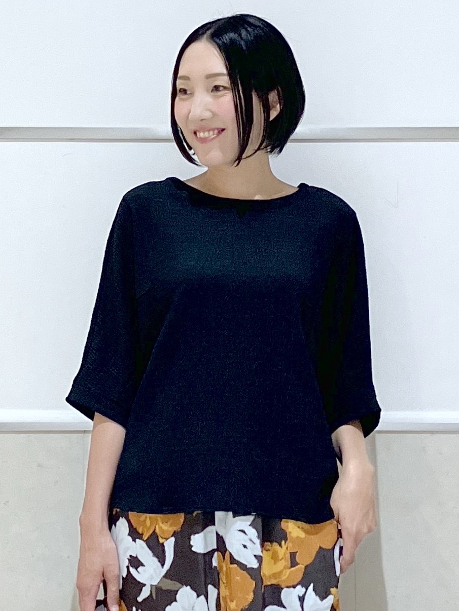 eriko さんの「Dessin｜シュリンクジャージ カットソー」を使ったコーディネート