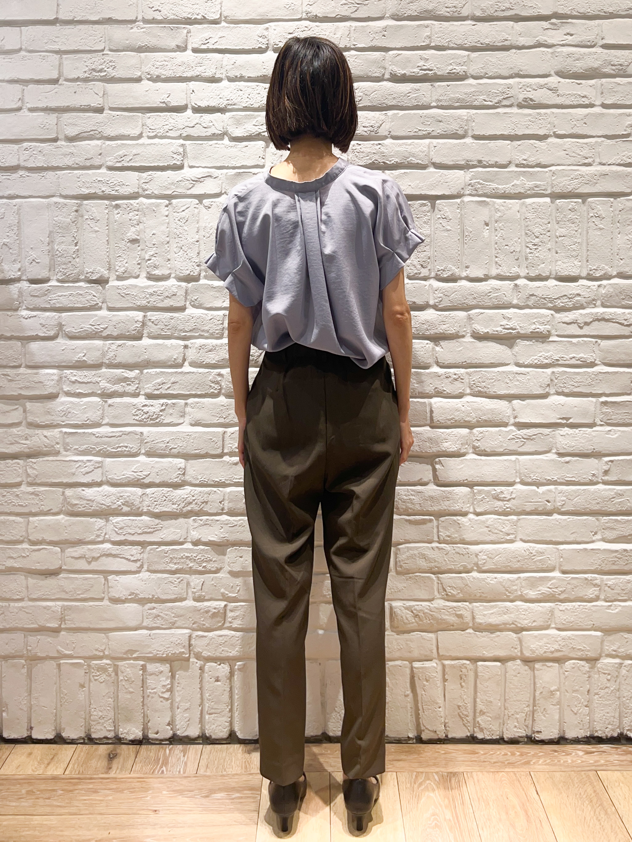 ももちぃさんの「index｜【接触冷感／吸水速乾】タックスキッパーブラウス《防シワ／イージーアイロン／洗濯機OK／9col》」を使ったコーディネート