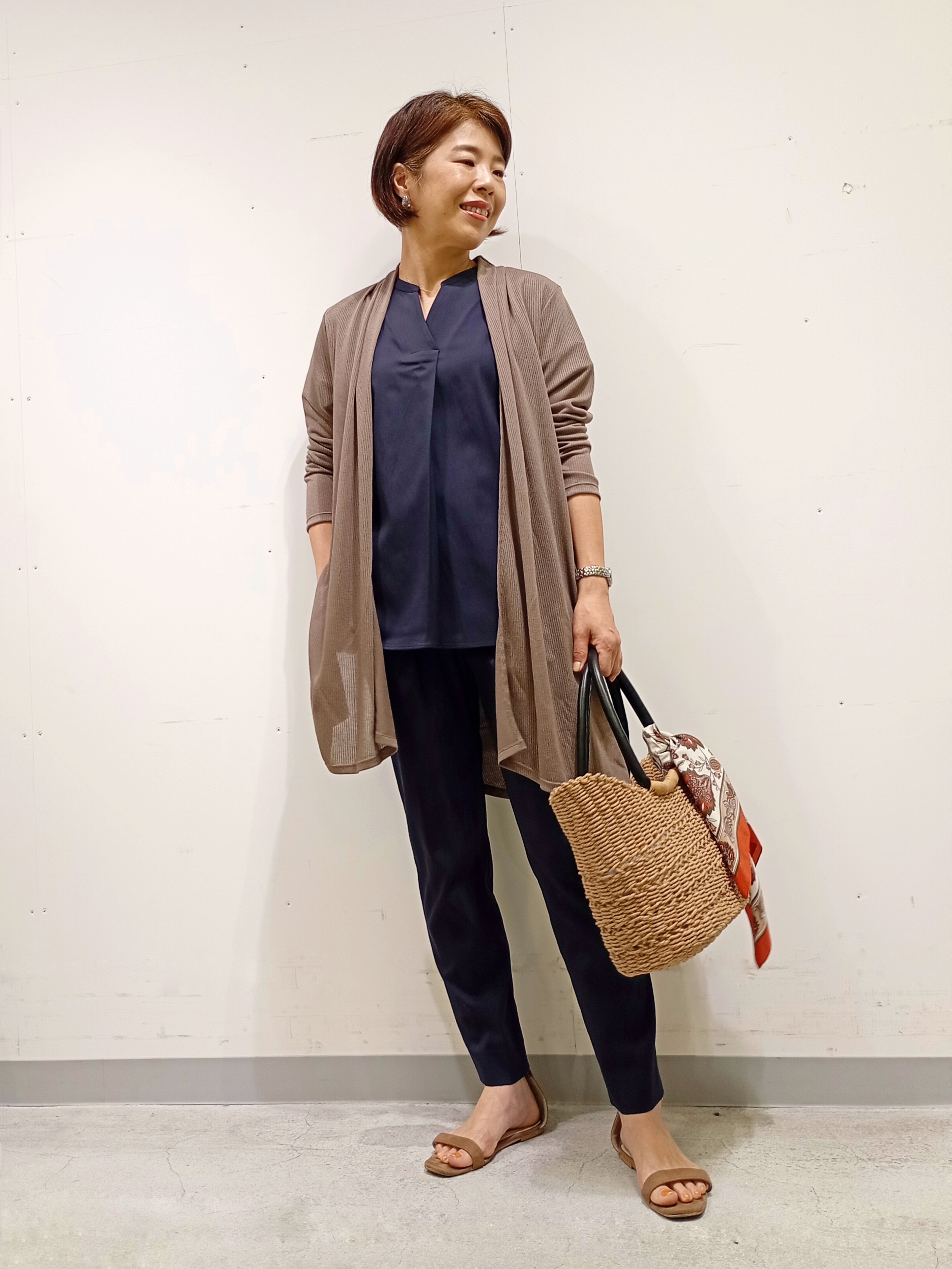 Kさんの「INDIVI｜【洗える／アンサンブル可能】シアースストライプカーディガン」を使ったコーディネート