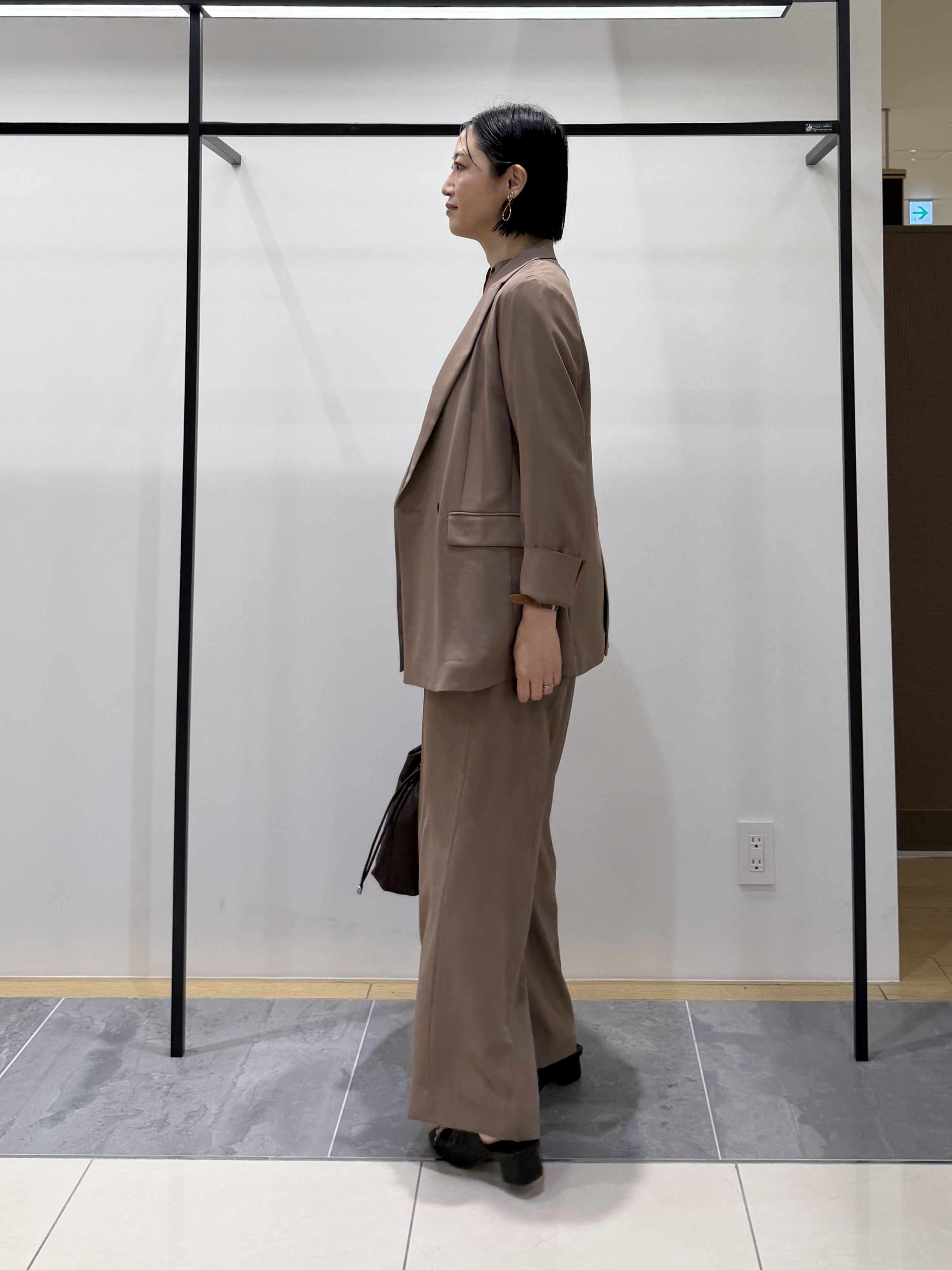 shihoさんの「INDIVI｜【新作登場！着る日傘】 ダブルジャケット」を使ったコーディネート