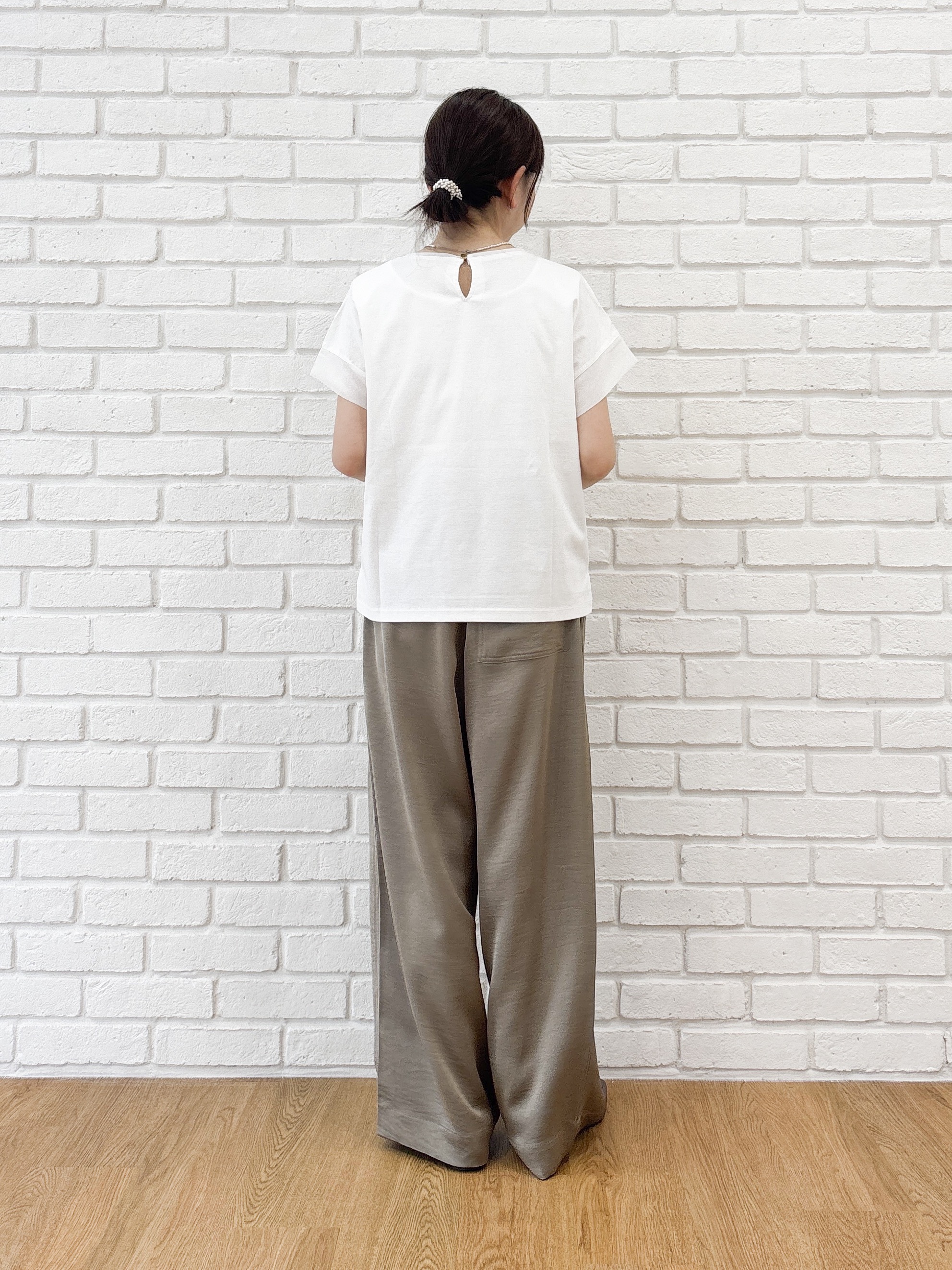 nakajoさんの「Dessin｜【UVカット/接触冷感】美光沢カットソー」を使ったコーディネート