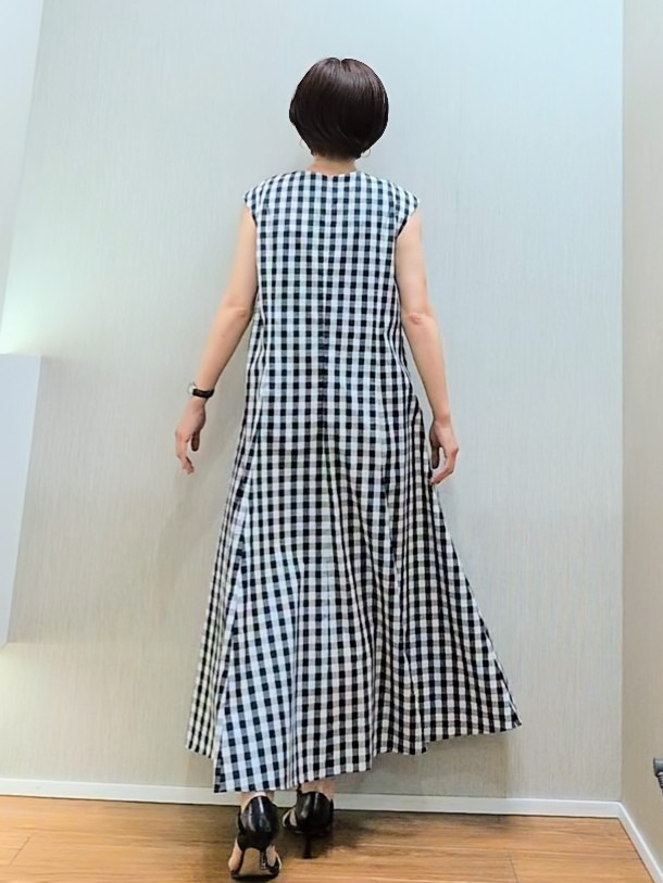 ミズタさんの「UNTITLED｜」を使ったコーディネート