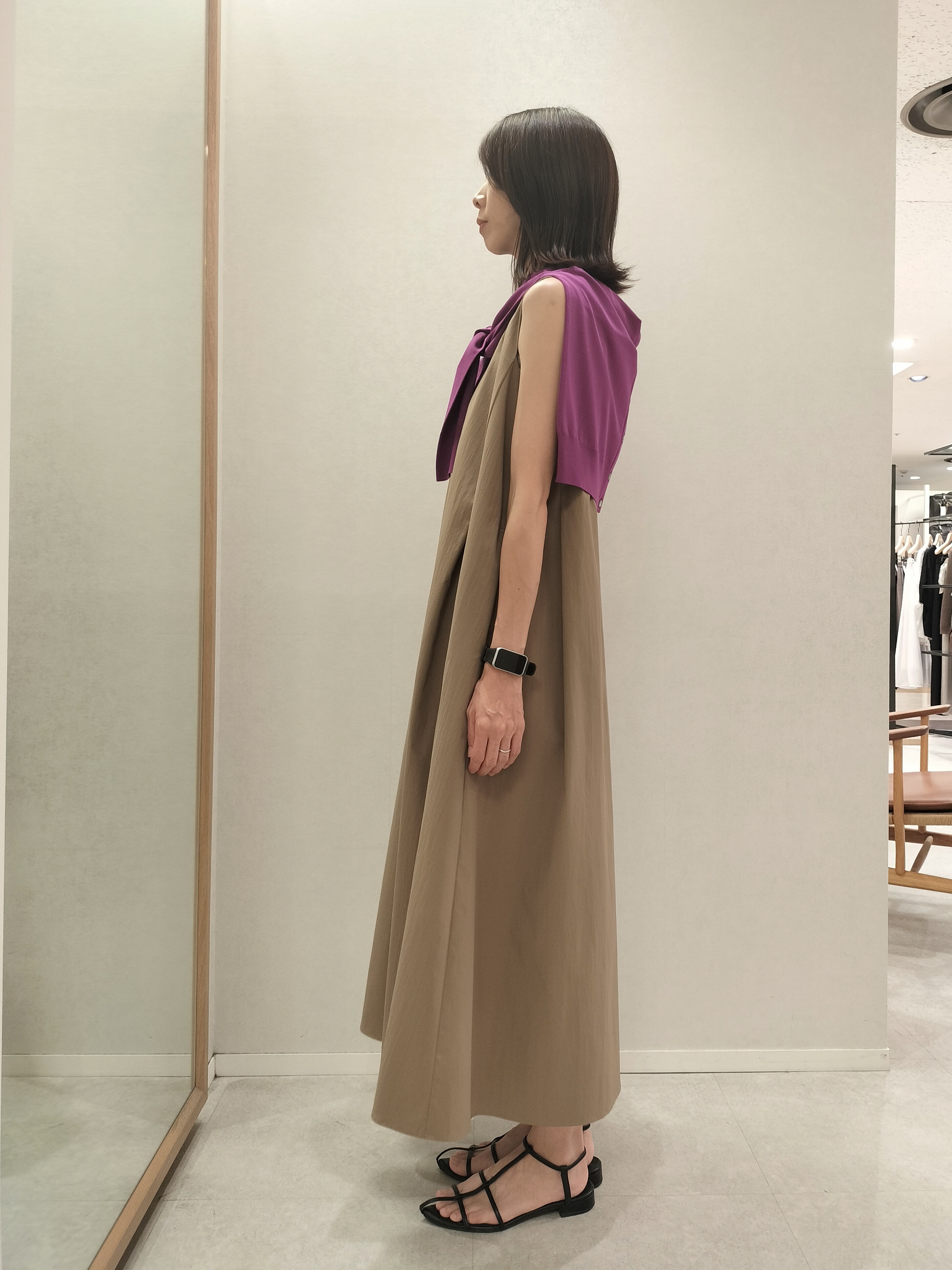 佐々木彩香さんの「UNTITLED｜【接触冷感/UVカット/吸水速乾】Aラインロングワンピース」を使ったコーディネート
