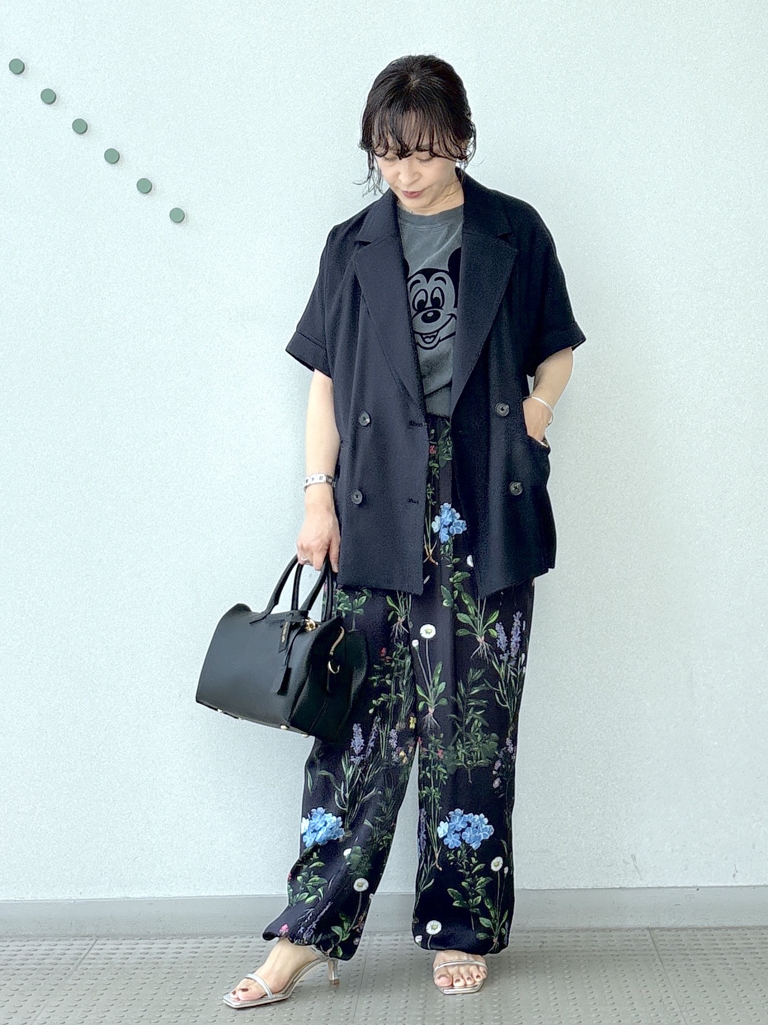 kawamuraさんの「DRESSTERIOR｜GOOD ROCK SPEED（グッドロックスピード）【別注】ミッキーTシャツ」を使ったコーディネート