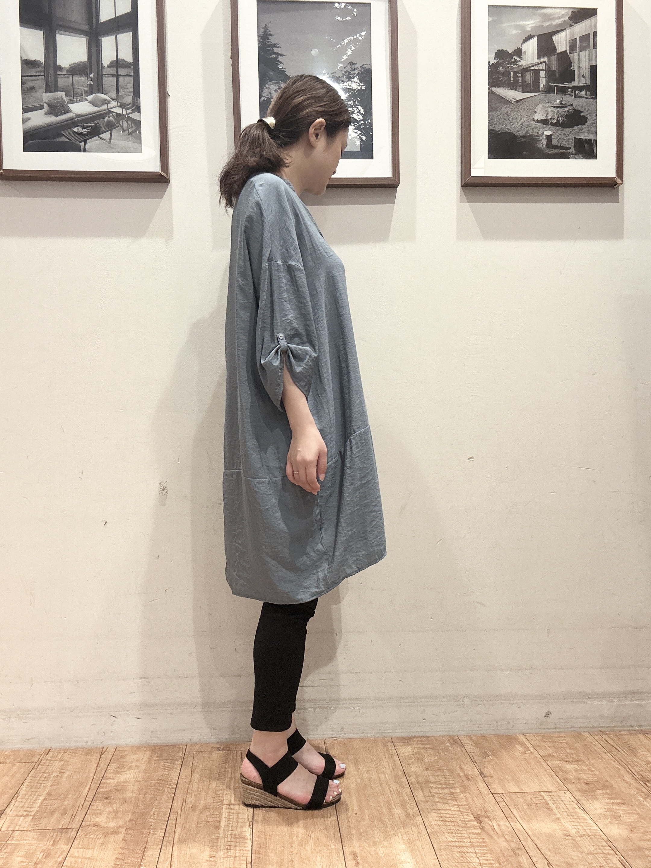 ユウキさんの「SHOO･LA･RUE｜【ひんやり/S-LL/洗濯機可】体型カバーにも ゆるっとリラックスチュニック」を使ったコーディネート