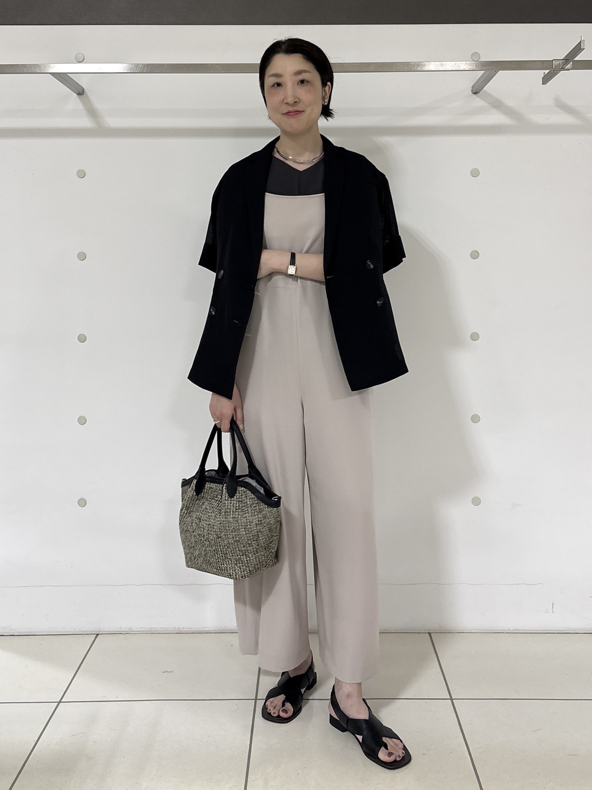 yuriさんの「INDIVI｜【着る日傘】ドルマントップス」を使ったコーディネート