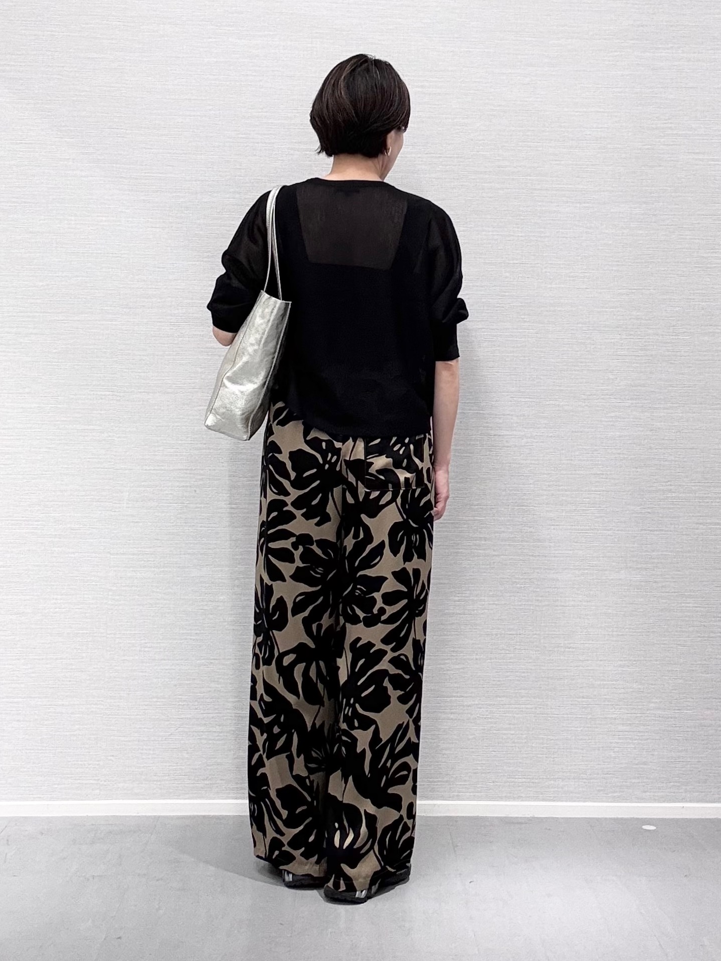 Yukoさんの「UNTITLED｜【シアー／軽羽織】ドルマン袖ニットカーディガン」を使ったコーディネート
