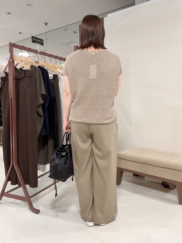YUIさんの「UNTITLED｜2WAYドロストトート」を使ったコーディネート