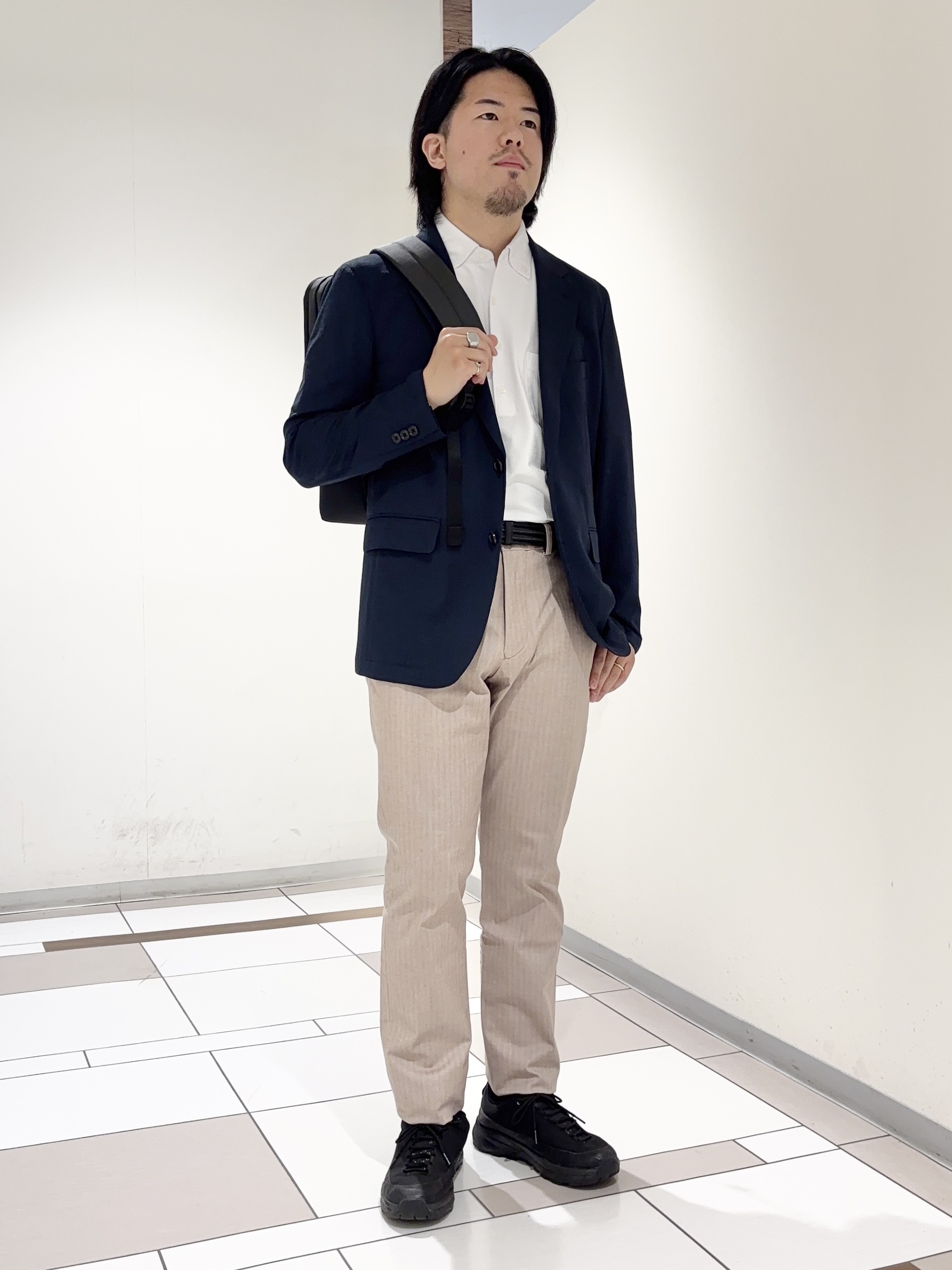 及川さんの「TAKEO KIKUCHI｜【Begin5月号掲載/通気性】トリコットサッカー ジャケット」を使ったコーディネート
