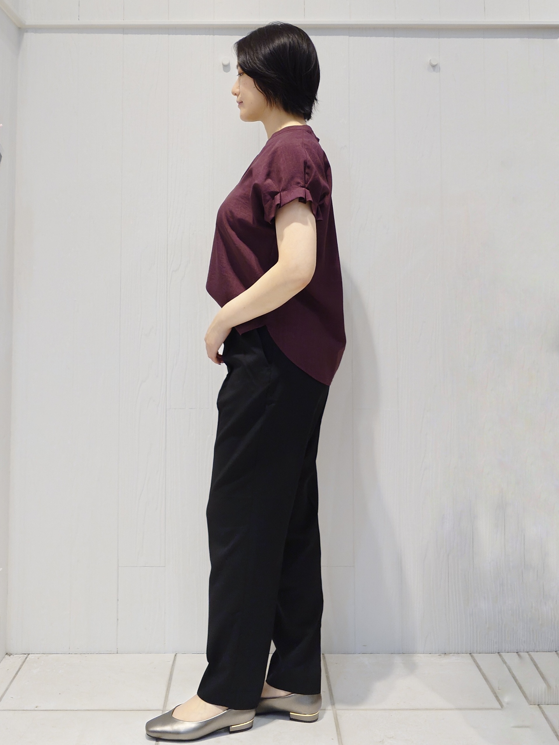 haruさんの「index｜【接触冷感／吸水速乾】タックスキッパーブラウス《防シワ／イージーアイロン／洗濯機OK／9col》」を使ったコーディネート