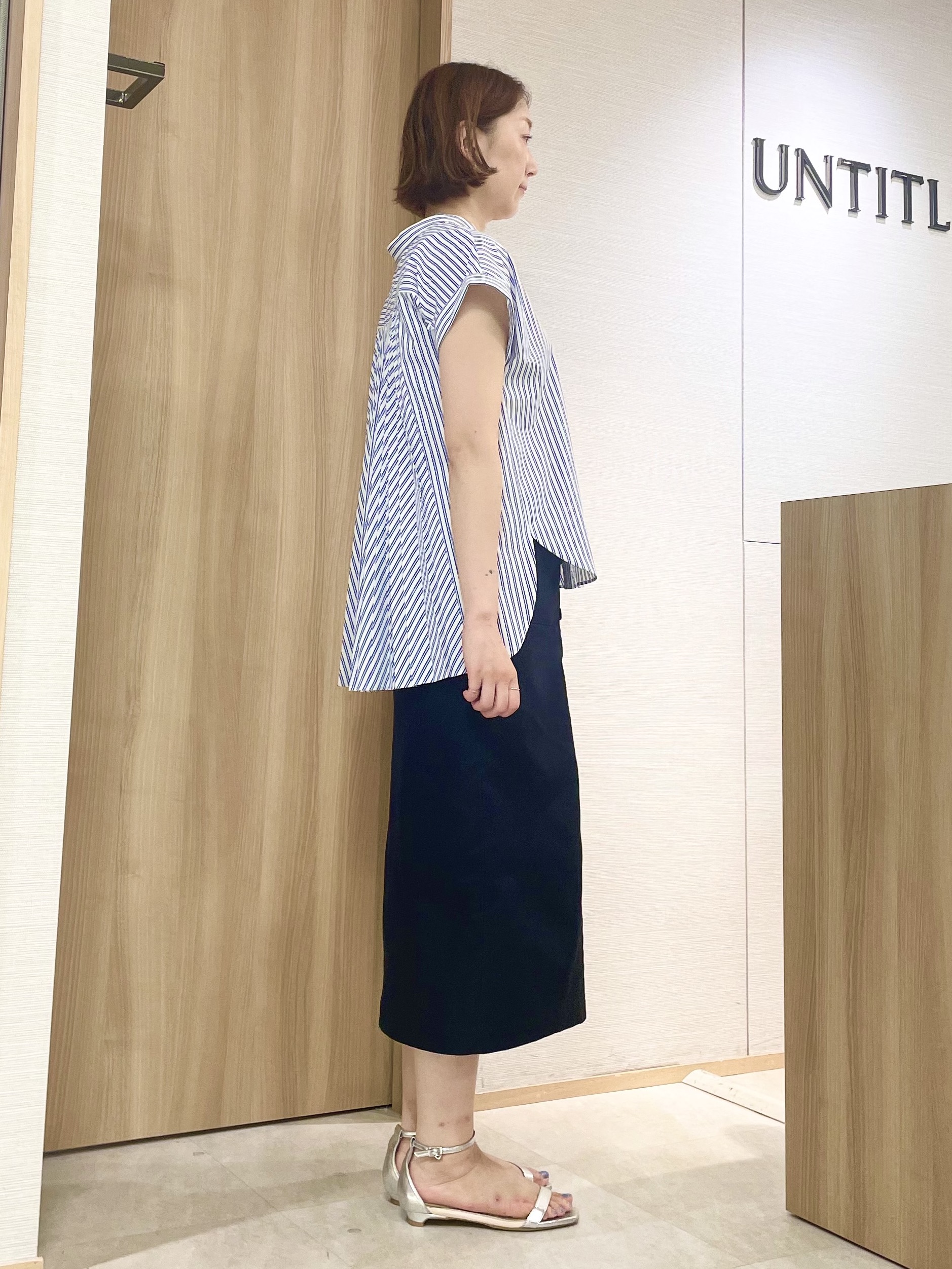 aliceさんの「UNTITLED｜【吸水速乾/接触冷感】バックプリーツデザインブラウス」を使ったコーディネート