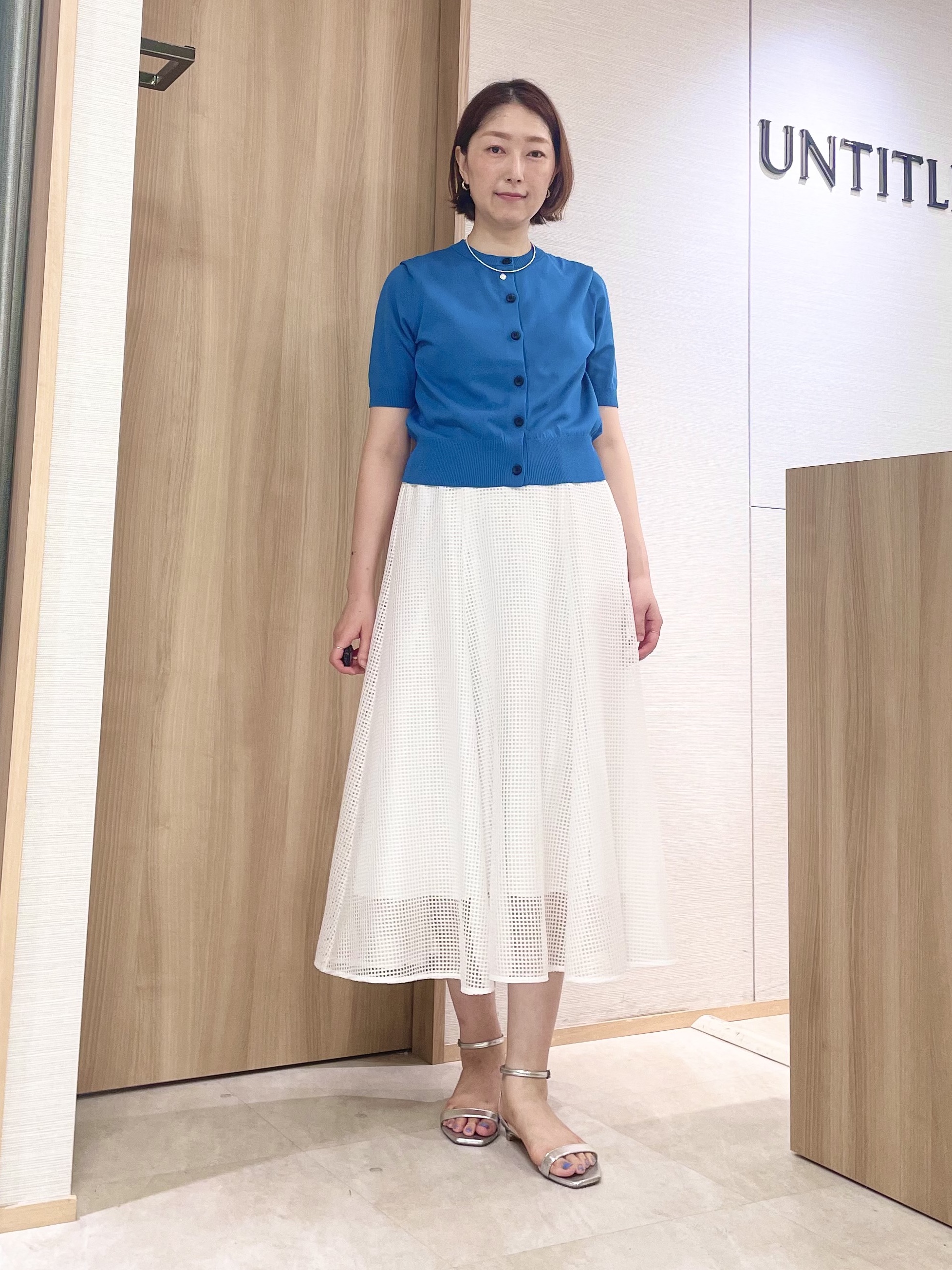 aliceさんの「UNTITLED｜【すっきりコンパクト】ドライタッチ5分袖カーディガン」を使ったコーディネート