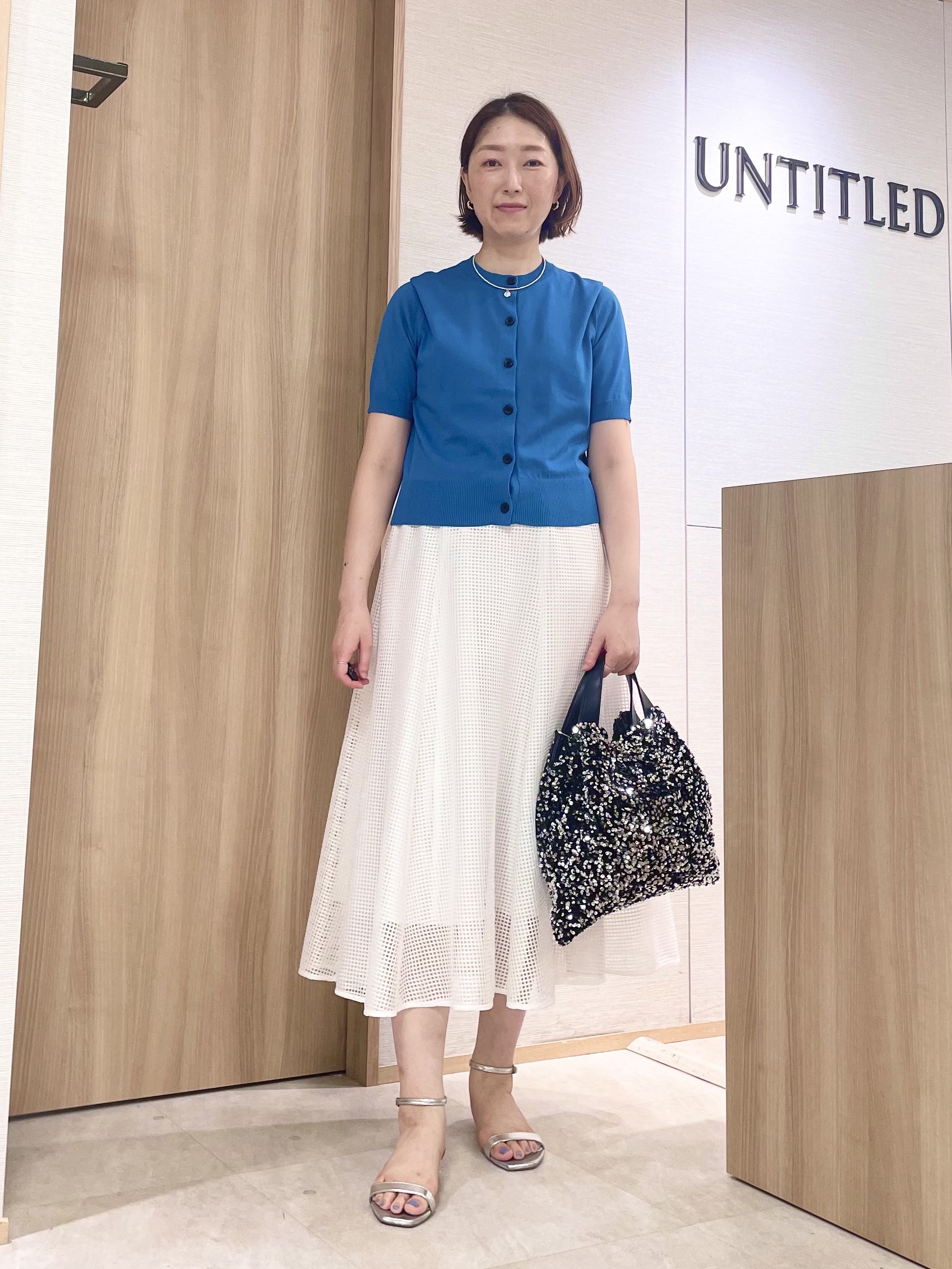 aliceさんの「UNTITLED｜【すっきりコンパクト】ドライタッチ5分袖カーディガン」を使ったコーディネート
