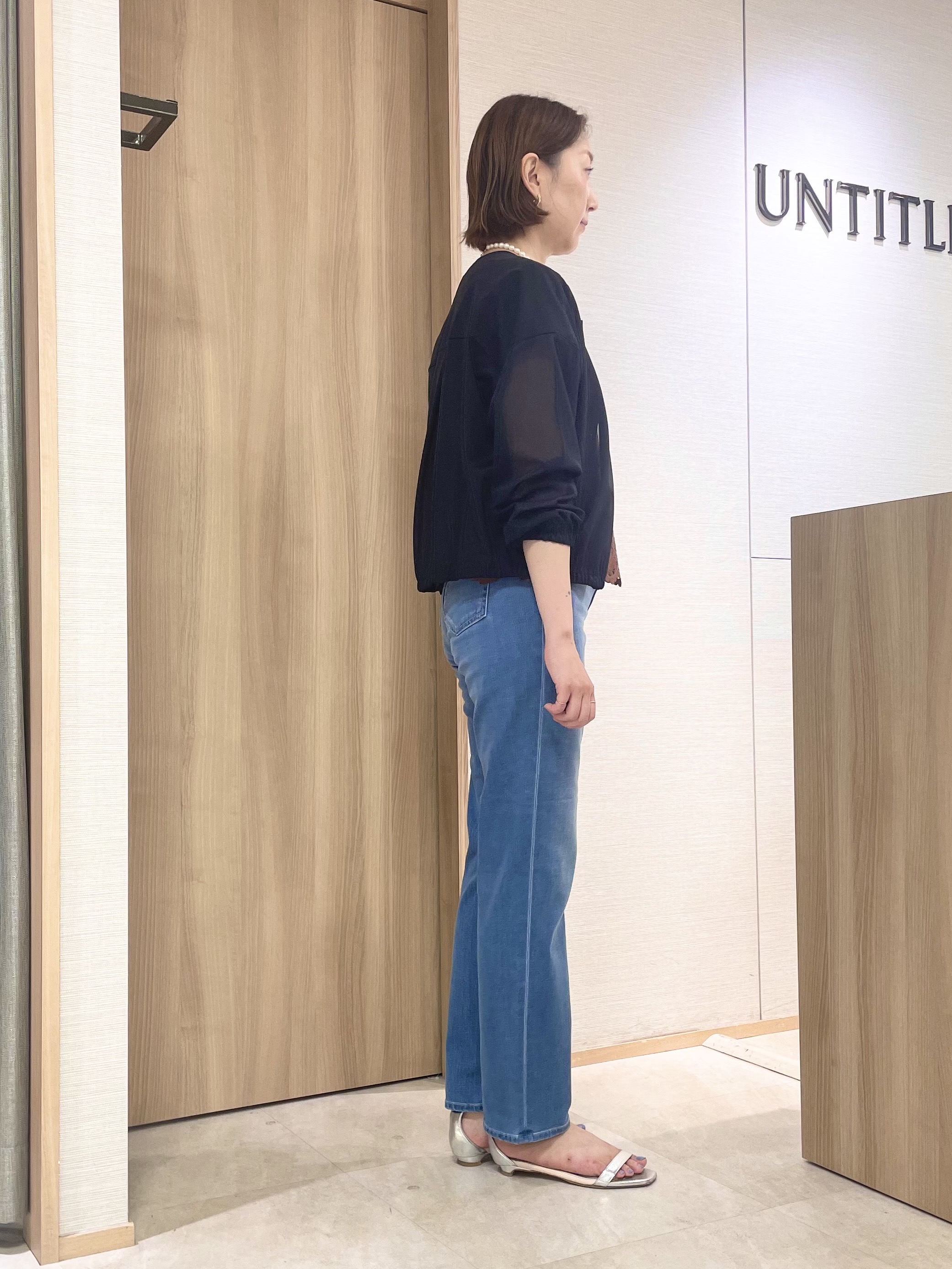 aliceさんの「UNTITLED｜【セットアップ可/品のある透け感】リーフレースブラウス」を使ったコーディネート
