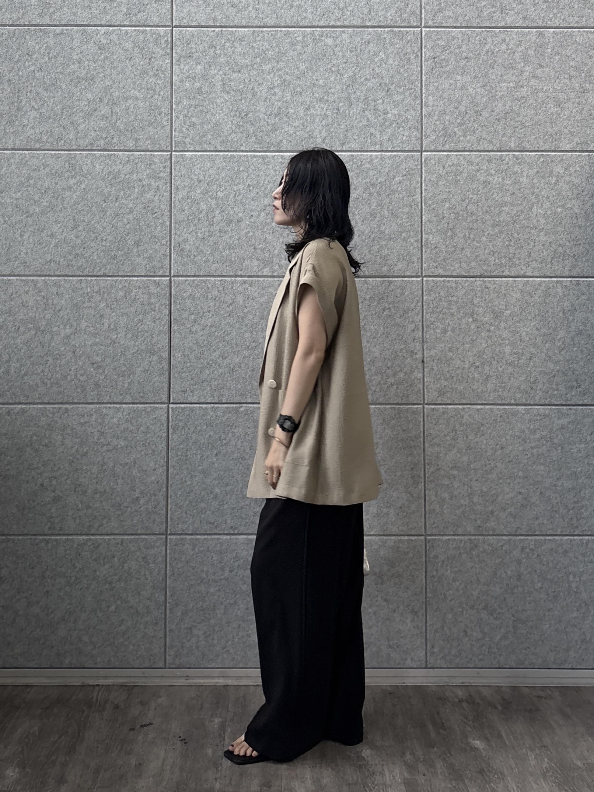 kotakiさんの「INDIVI｜ワッシャーシアー半袖ダブルジャケット」を使ったコーディネート